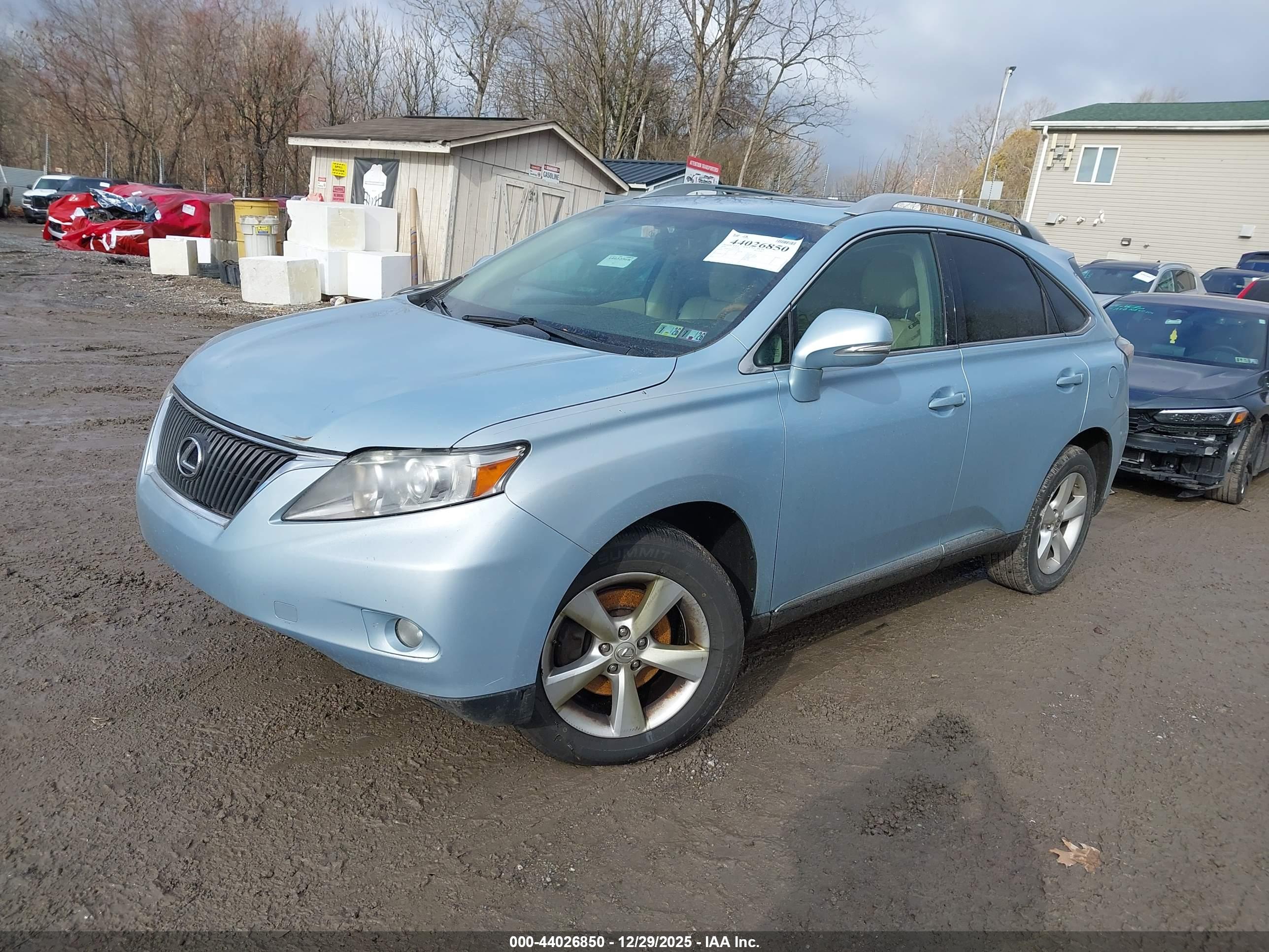 LEXUS RX image 2