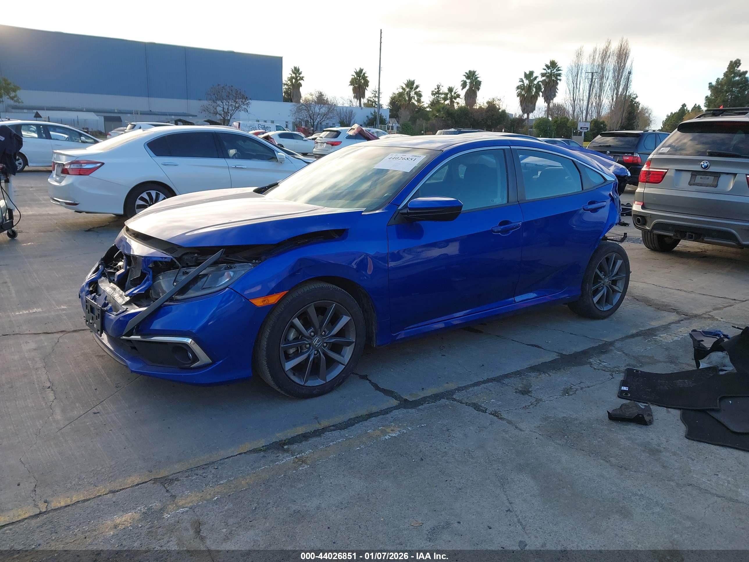 HONDA CIVIC image 2