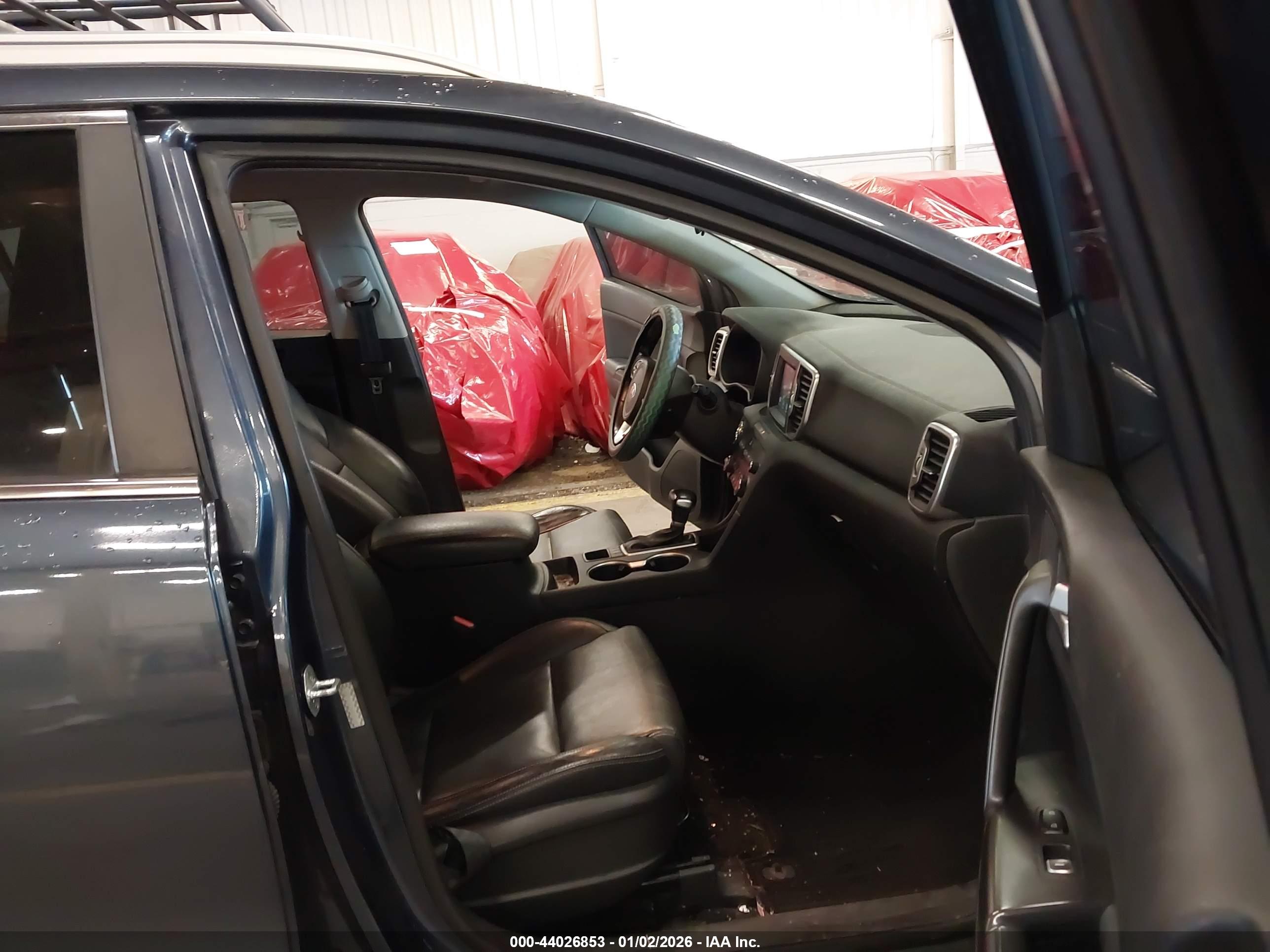 KIA SPORTAGE image 5