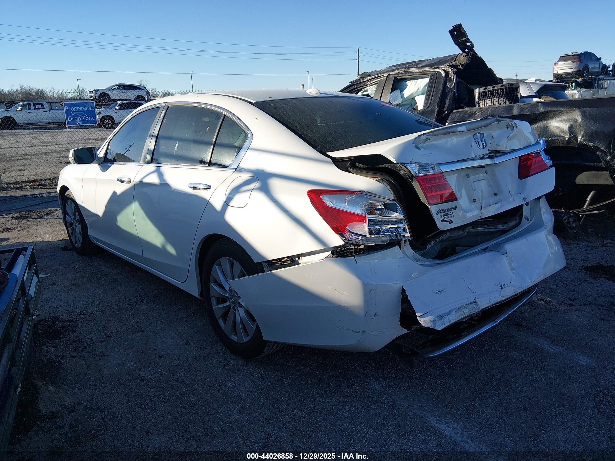 HONDA ACCORD image 3