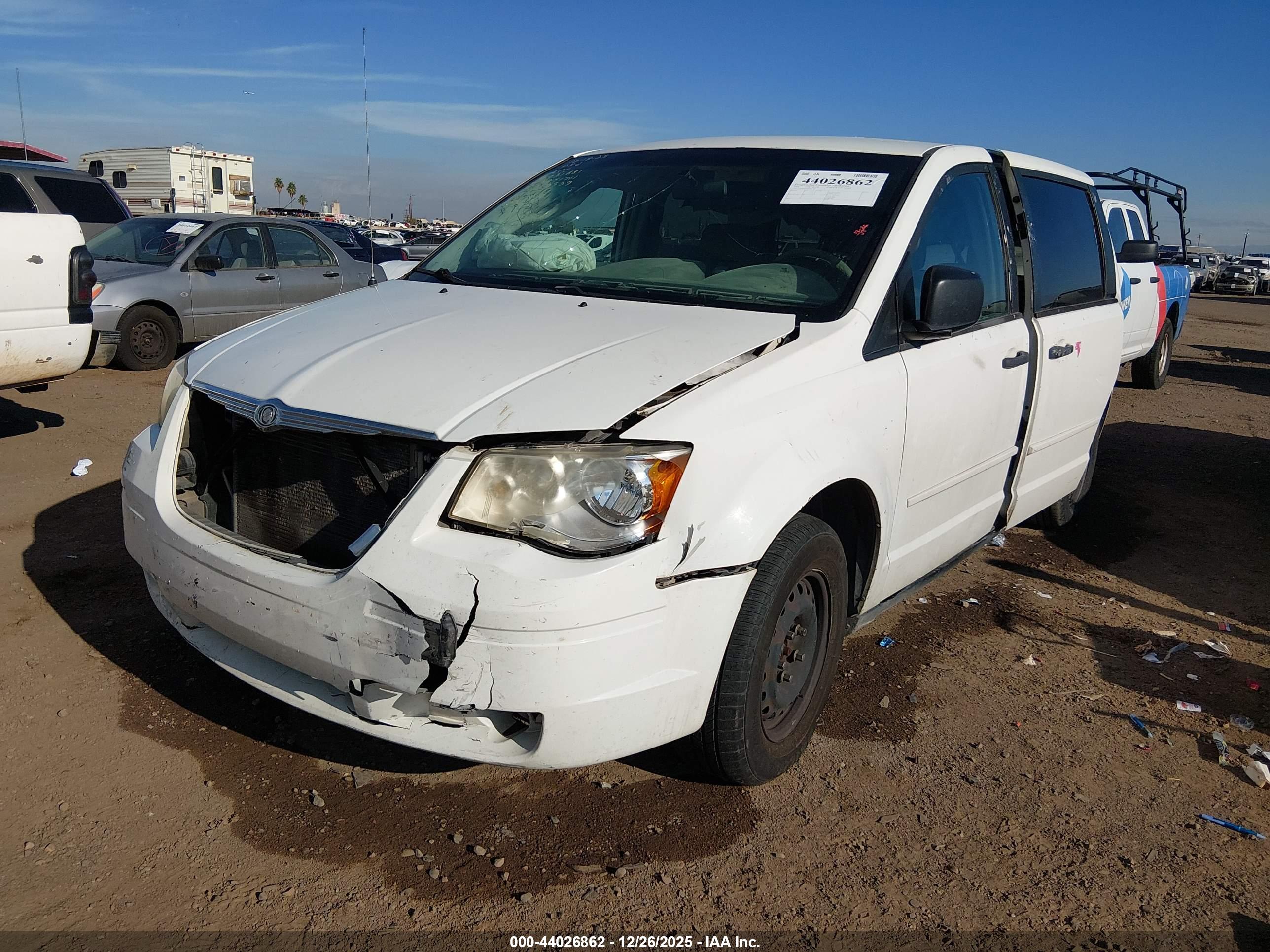 CHRYSLER TOWN image 2