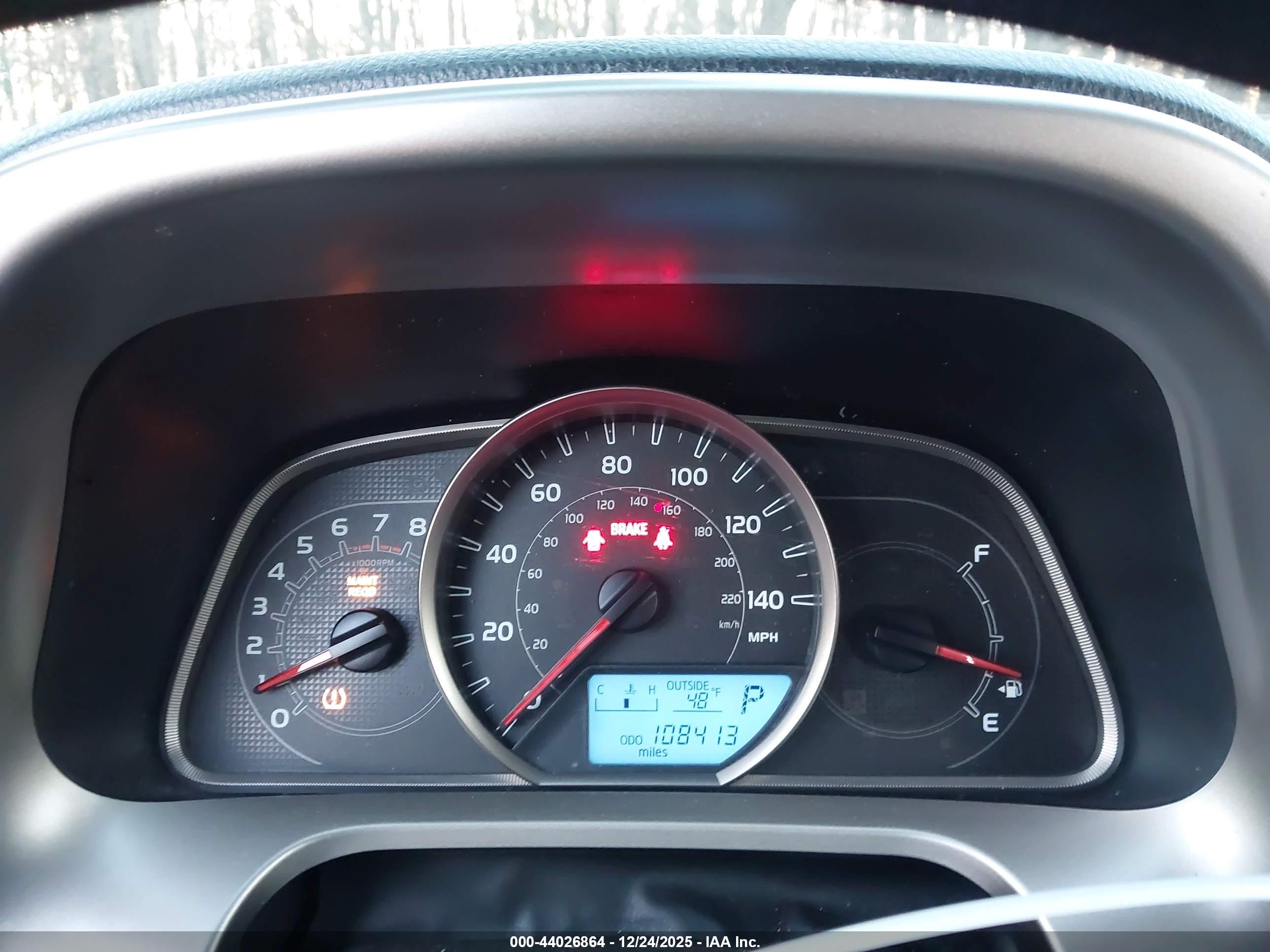 TOYOTA RAV4 image 7
