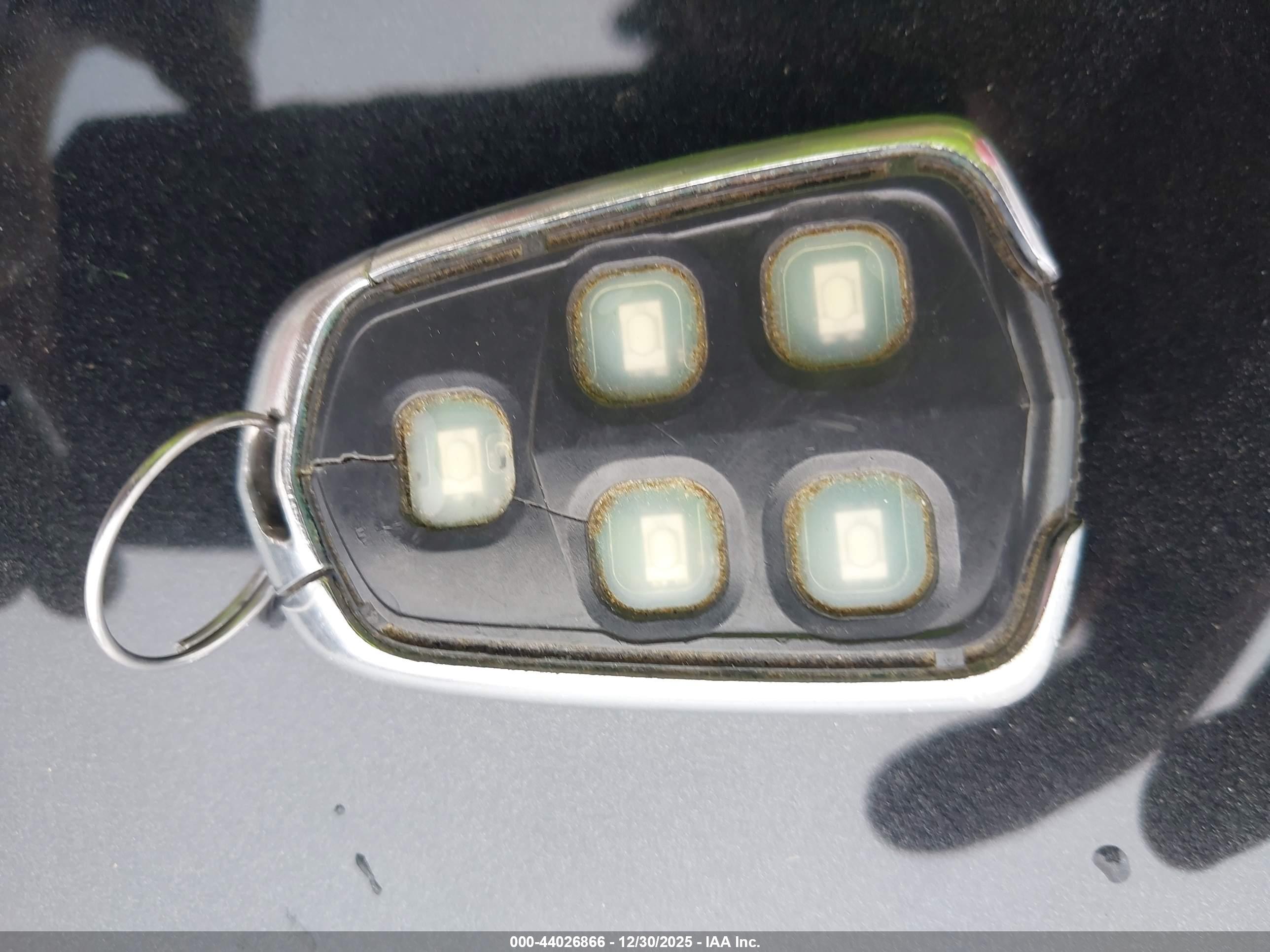 CADILLAC SRX image 11