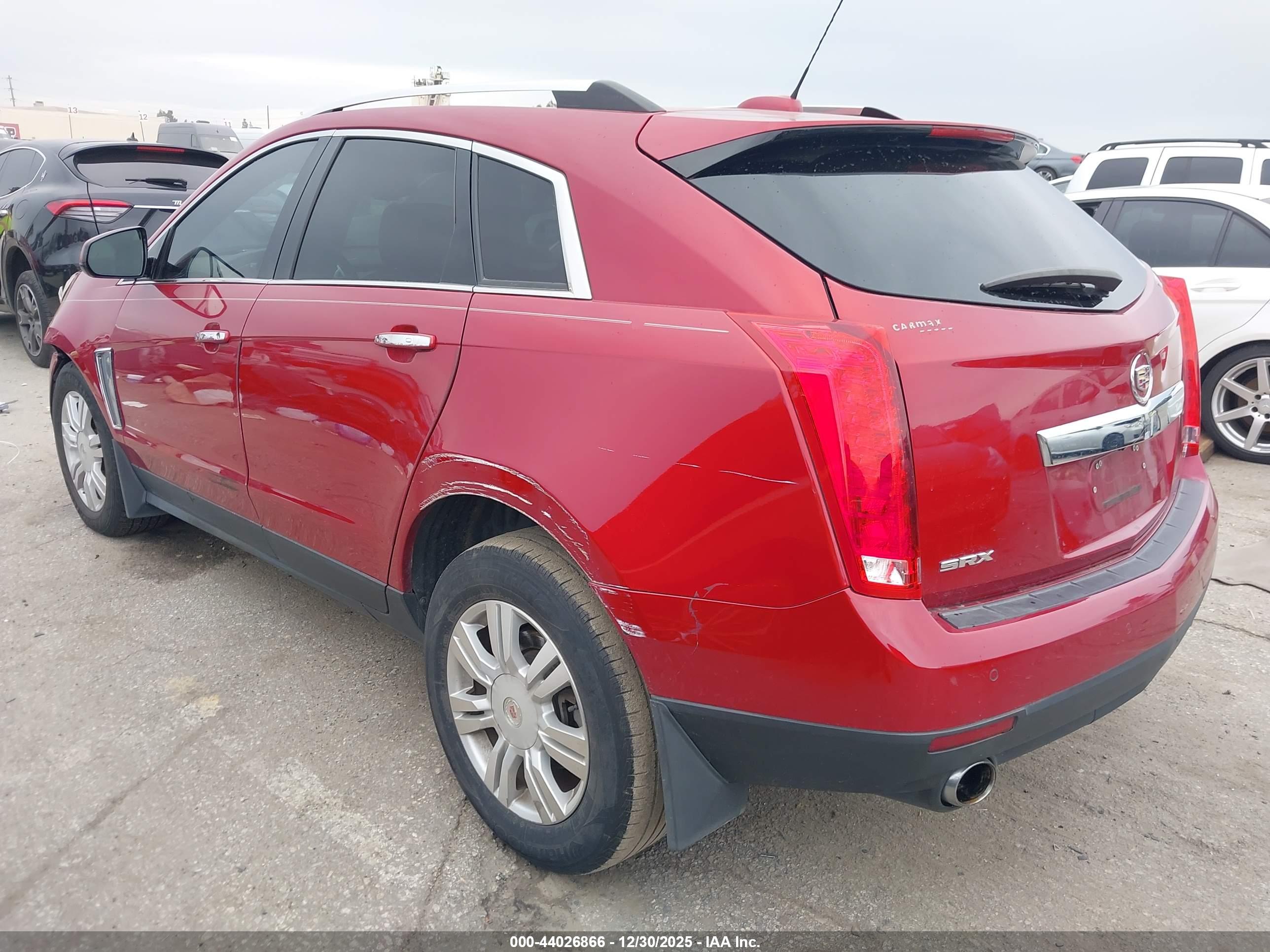CADILLAC SRX image 3