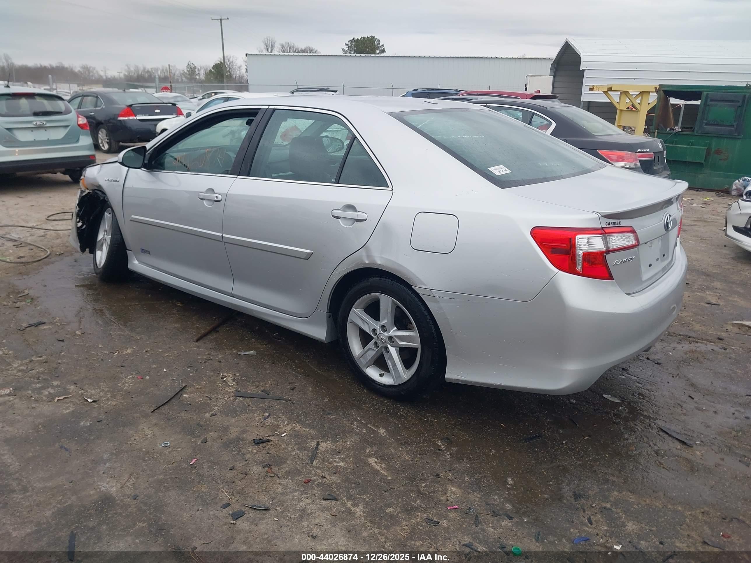 TOYOTA CAMRY image 3