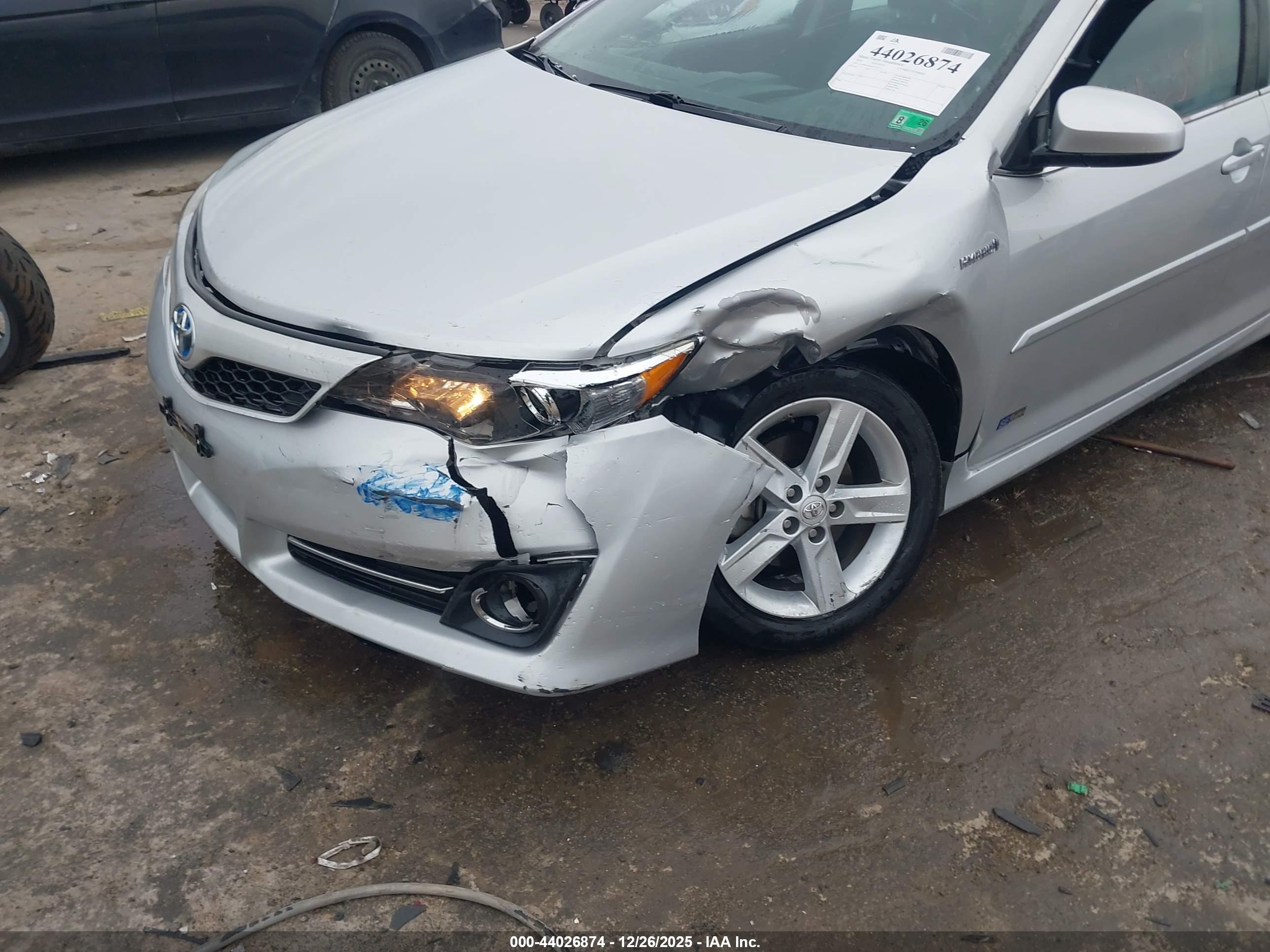 TOYOTA CAMRY image 6