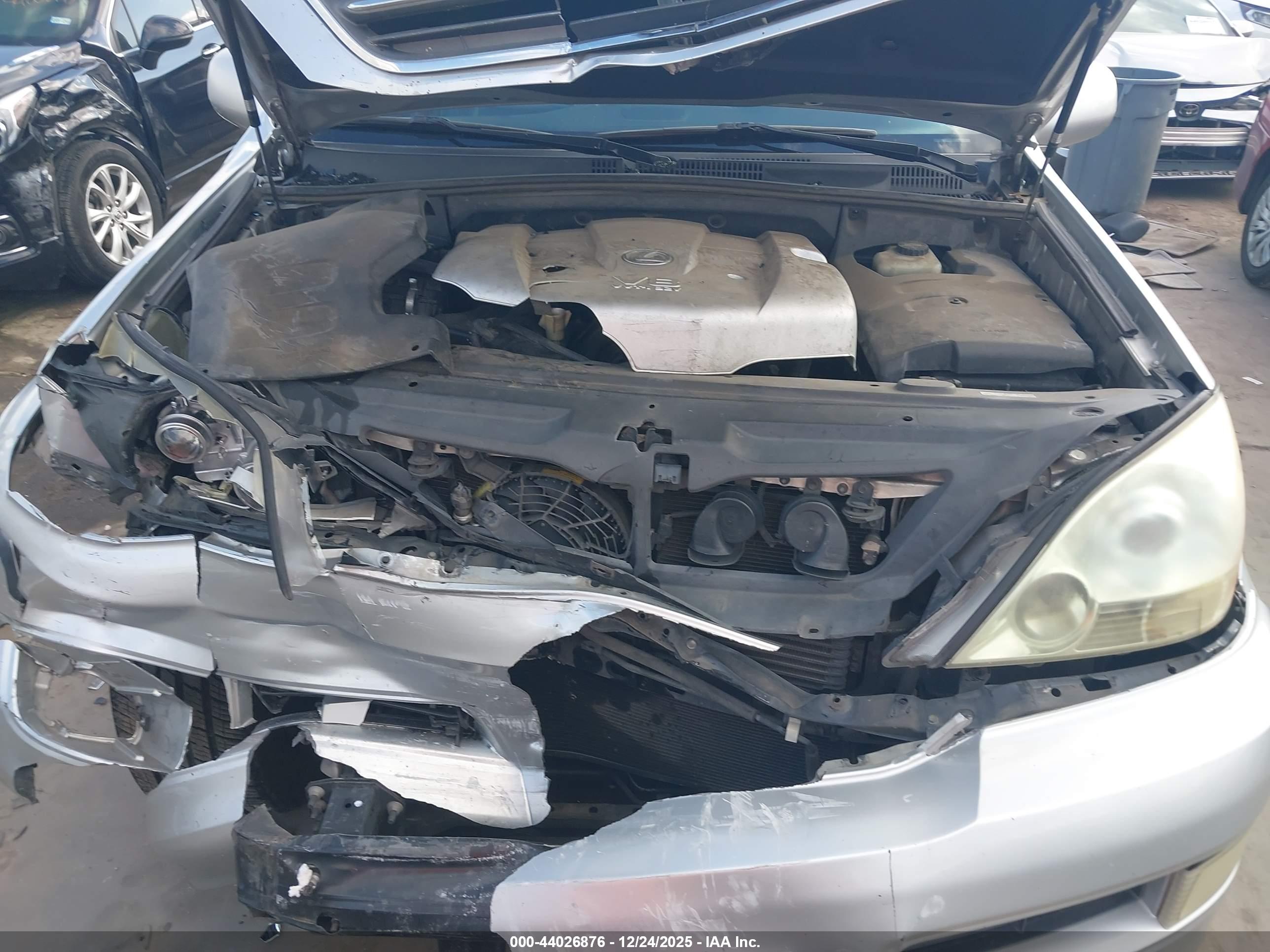 LEXUS GX image 10