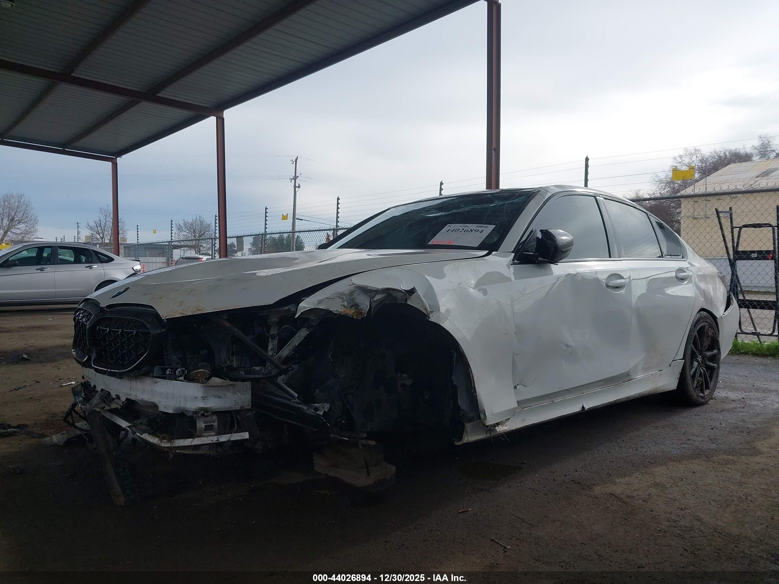 BMW 330I image 2