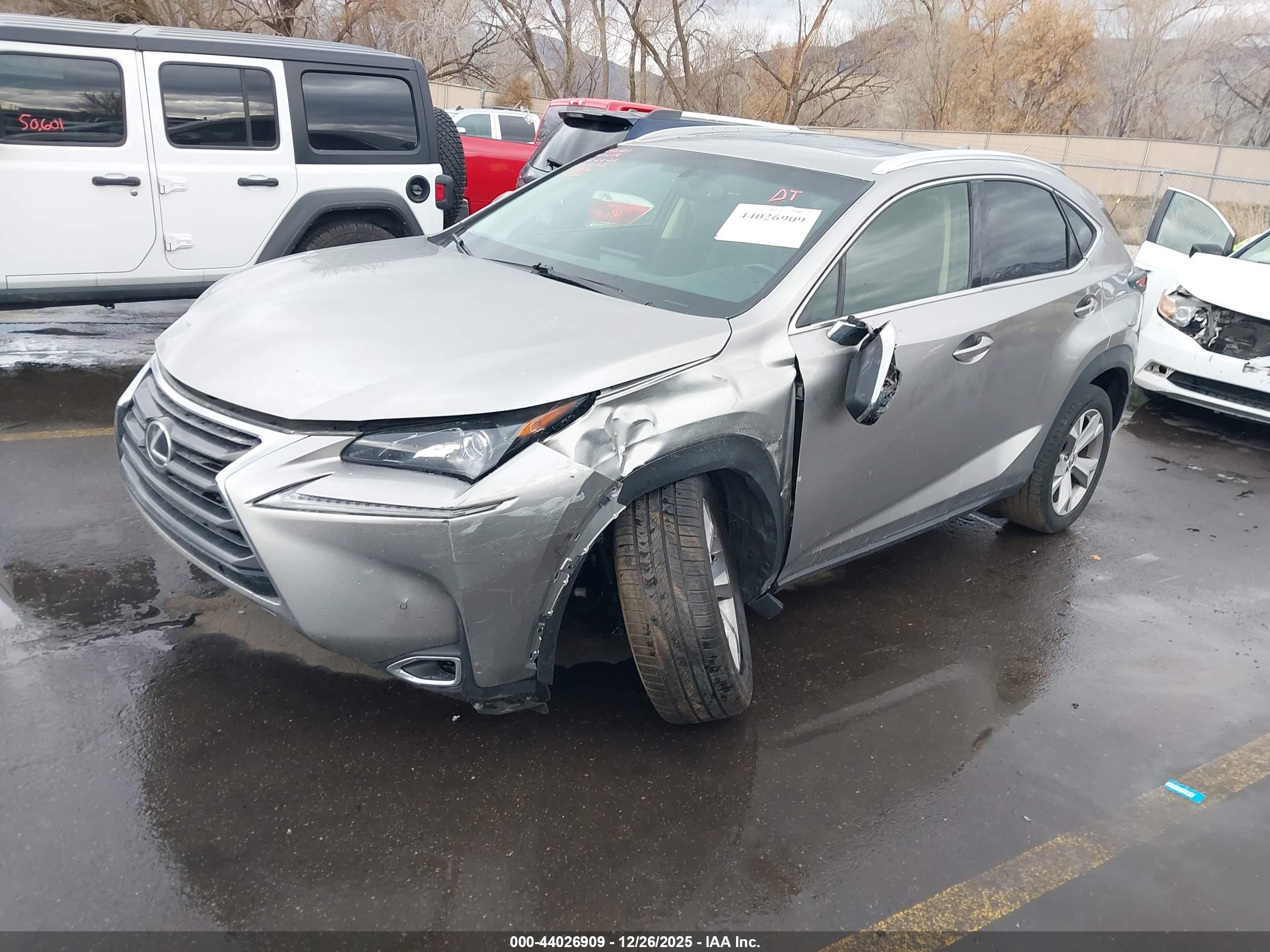 LEXUS NX image 2