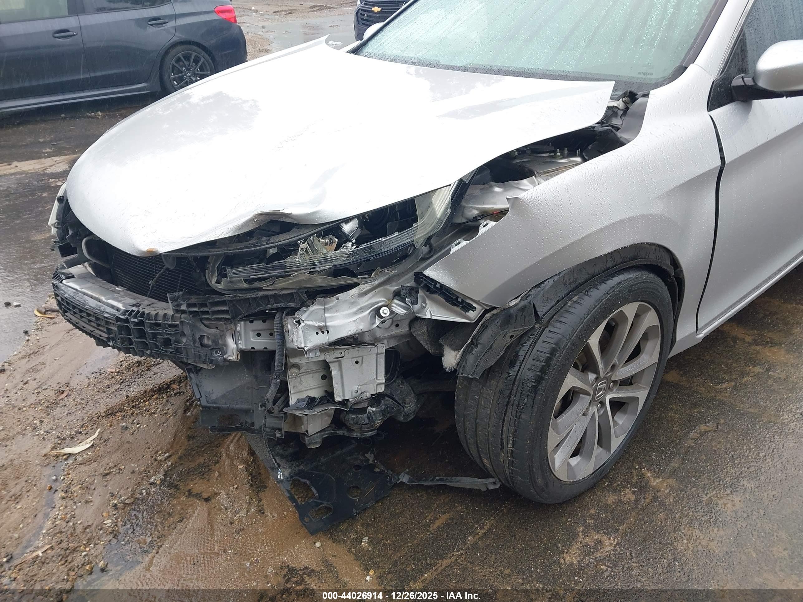 HONDA ACCORD image 6