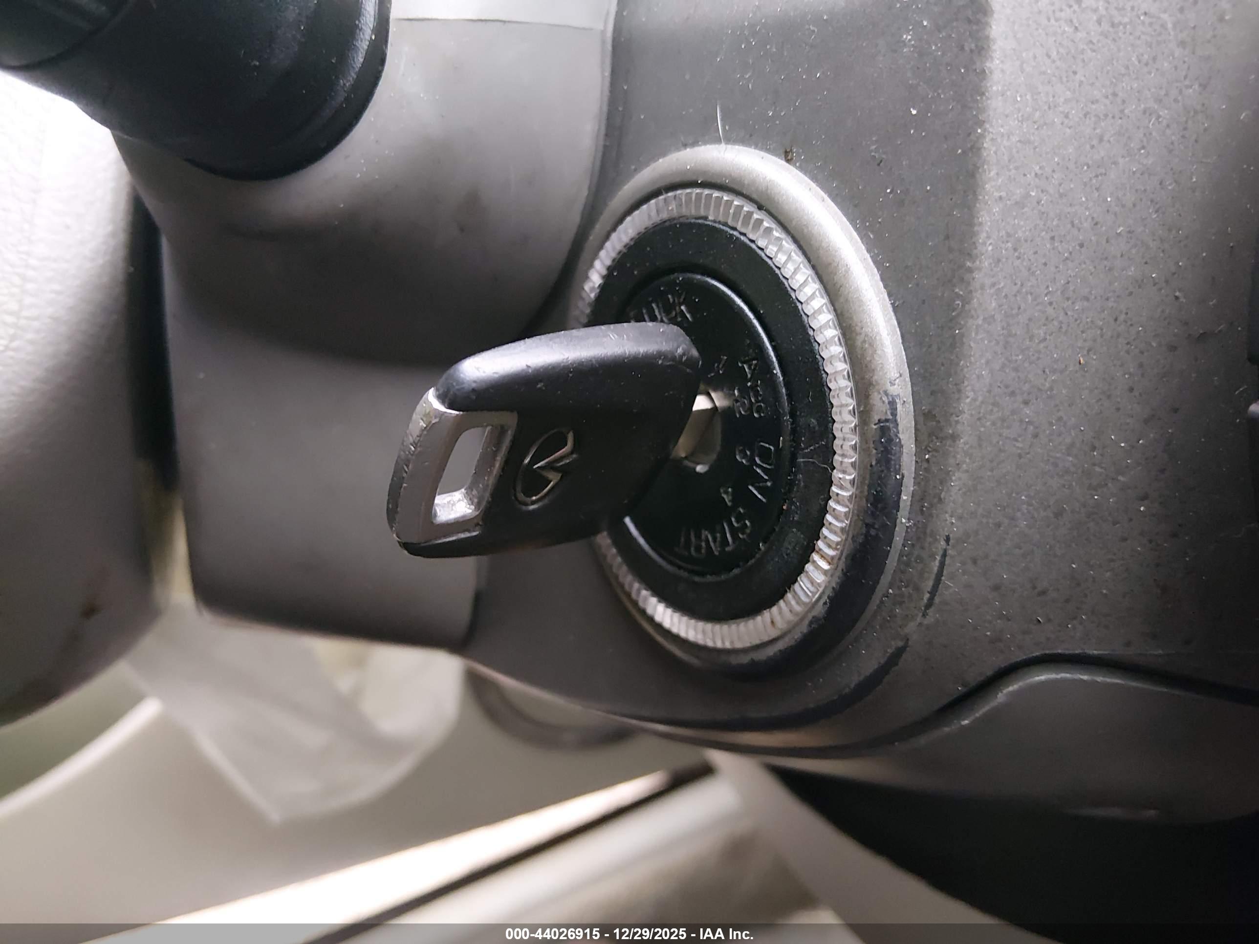 INFINITI G35 image 11