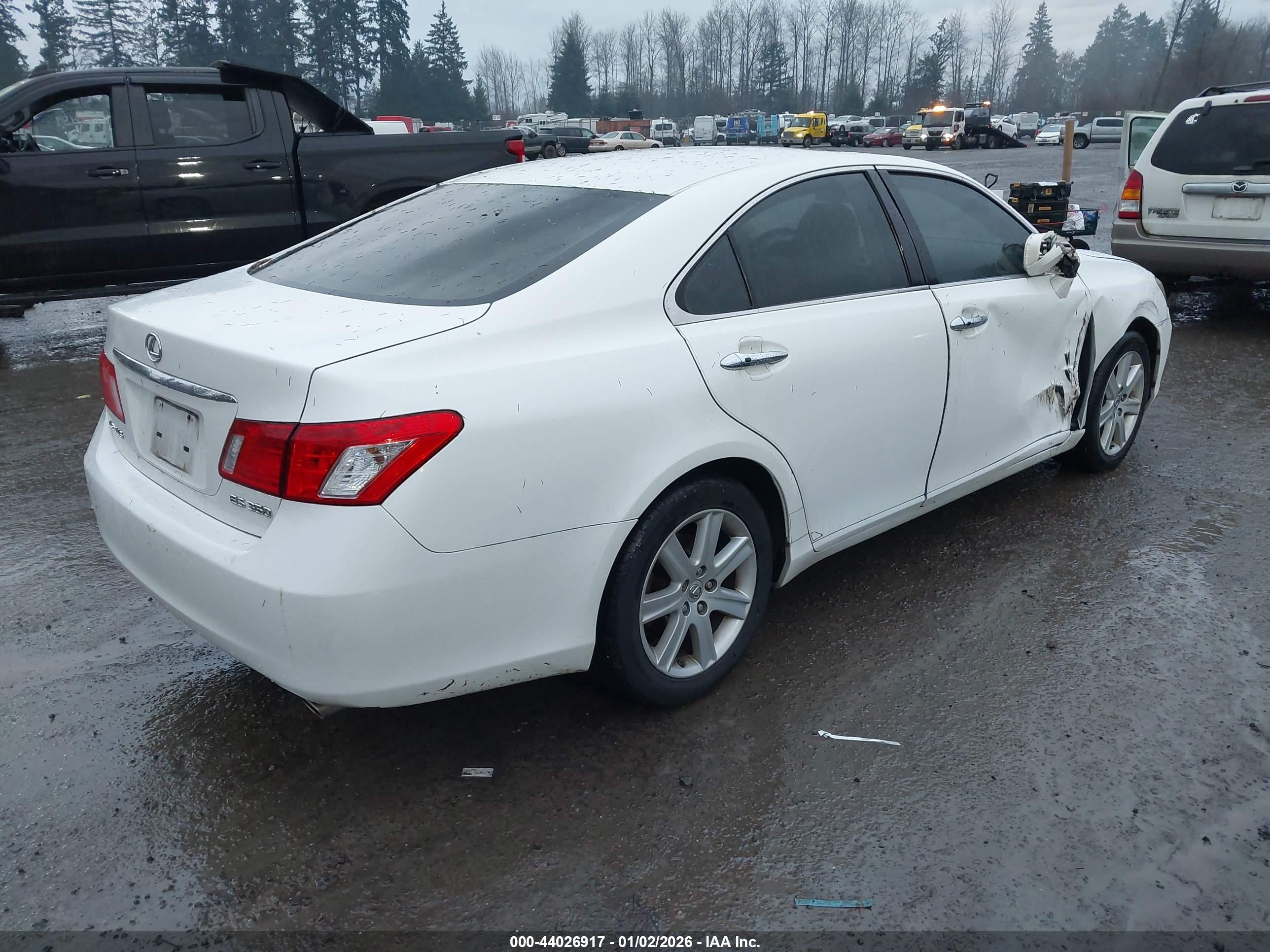 LEXUS ES image 4