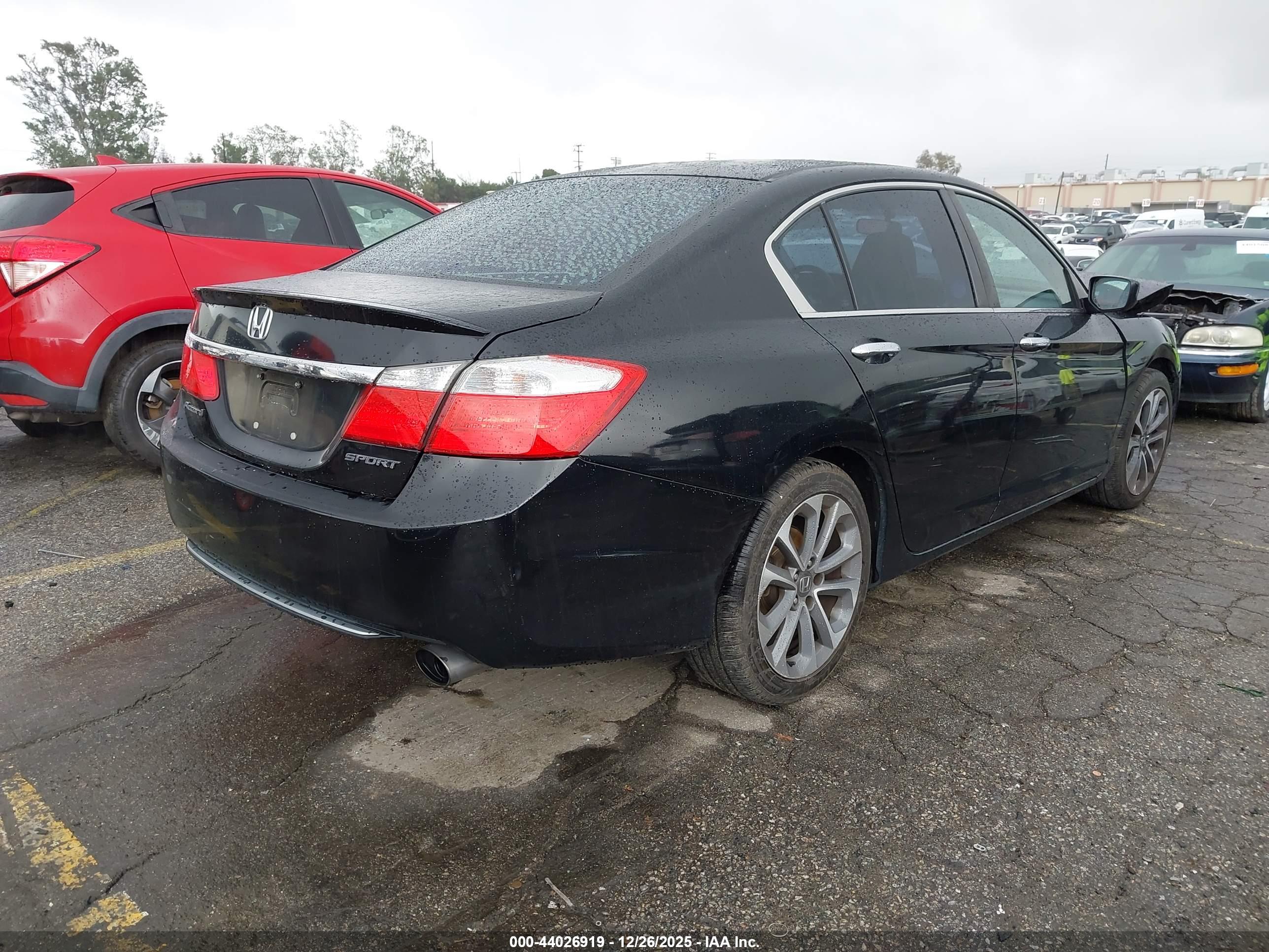 HONDA ACCORD image 4
