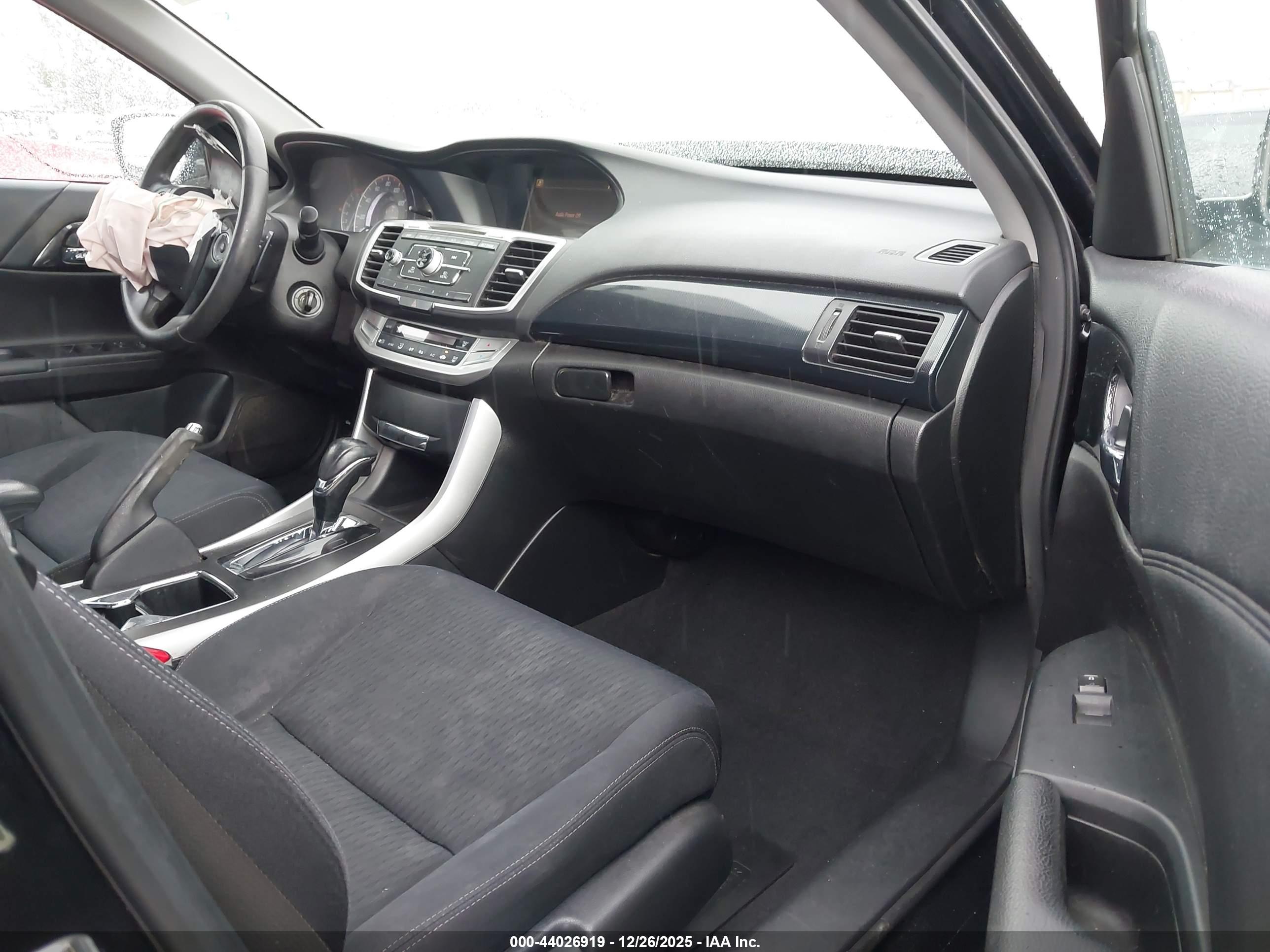 HONDA ACCORD image 5