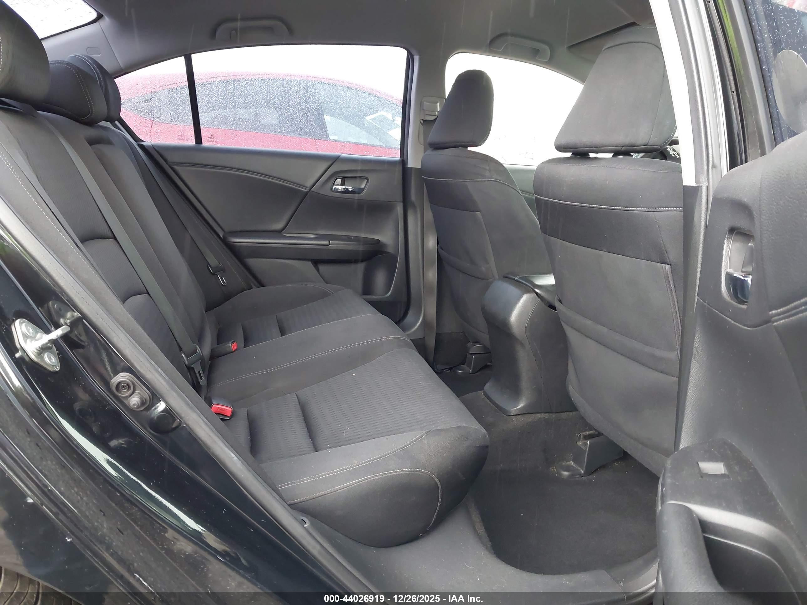 HONDA ACCORD image 8