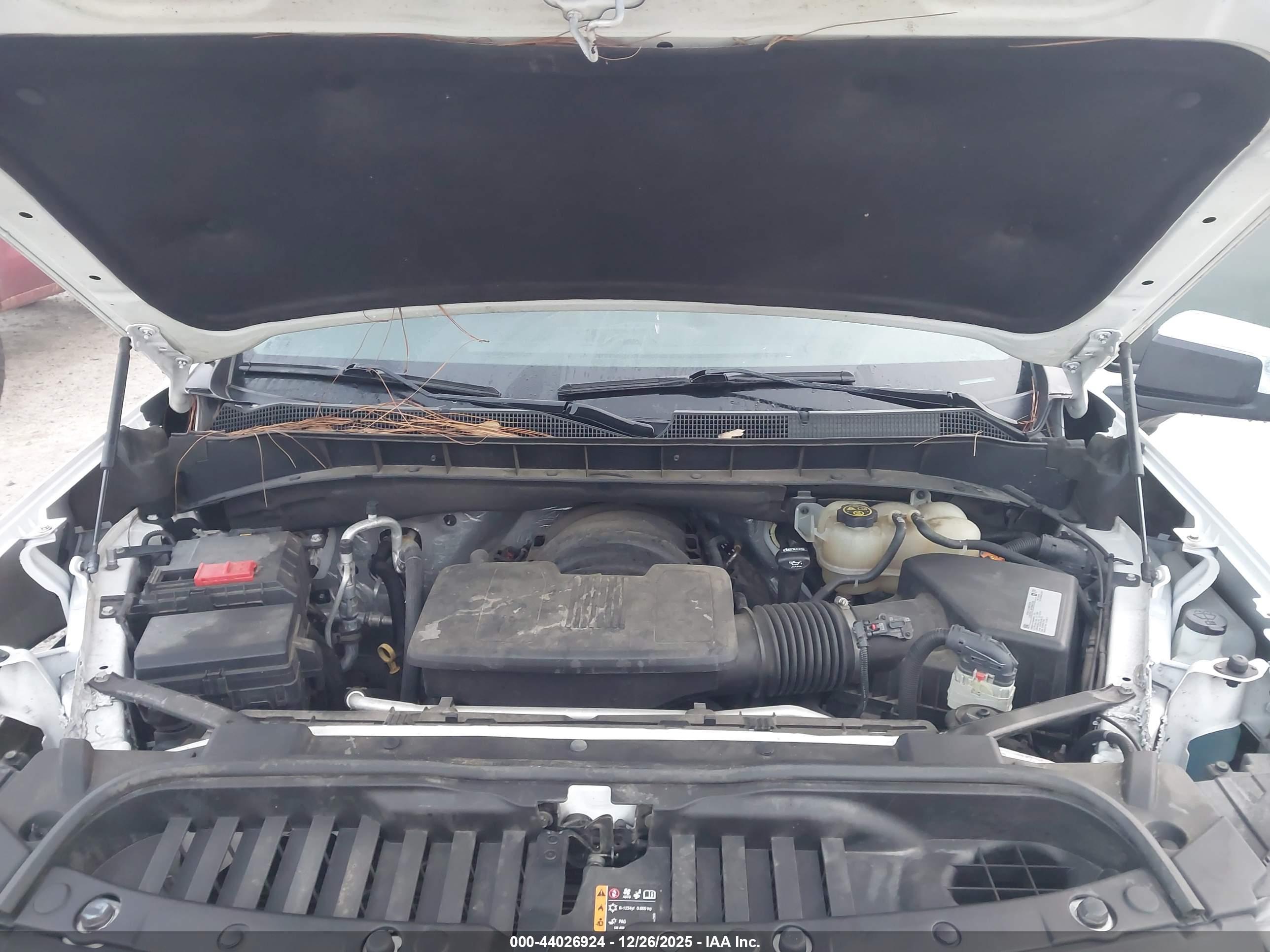 CHEVROLET SILVERADO image 10