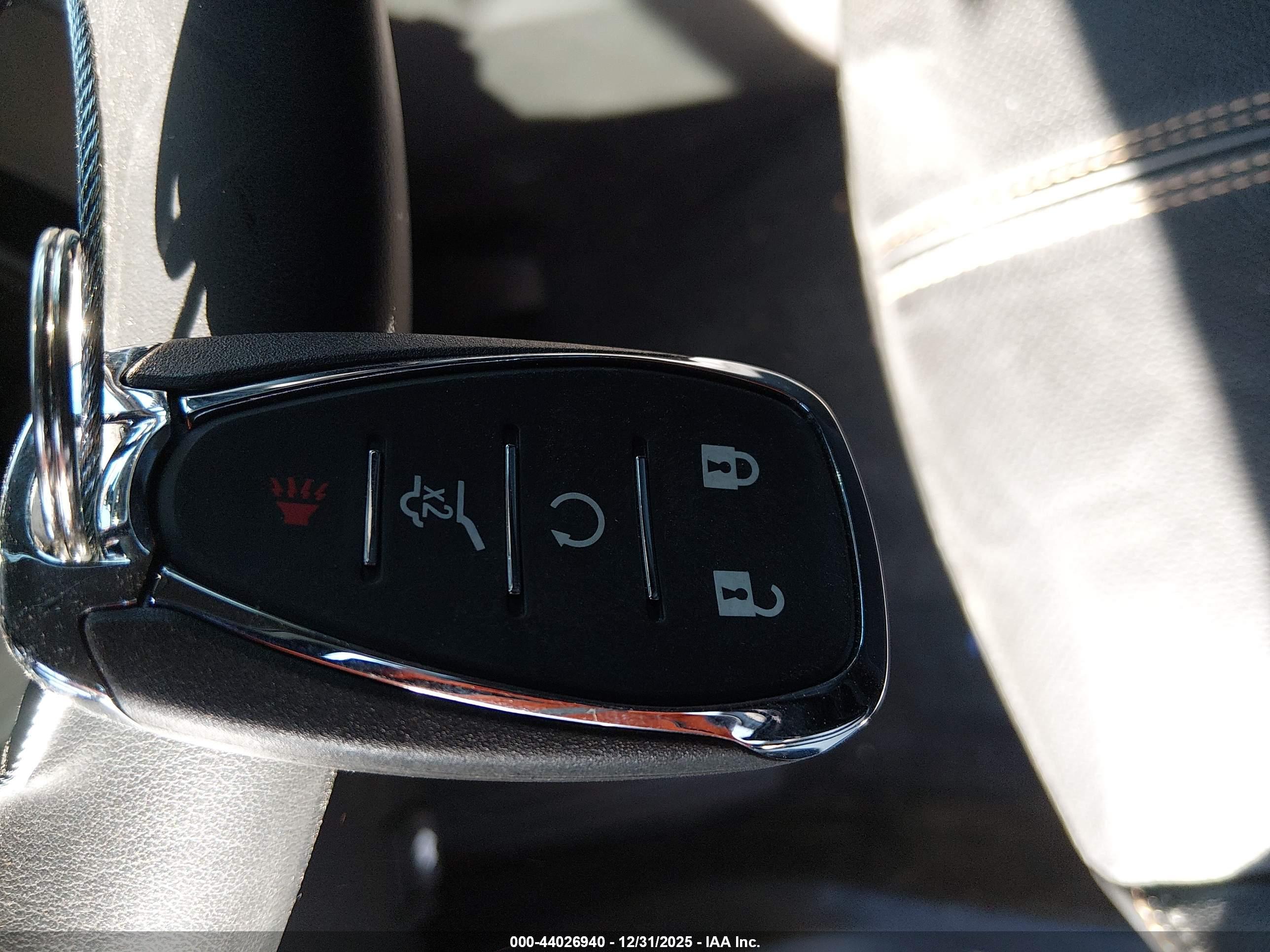 CHEVROLET EQUINOX image 11