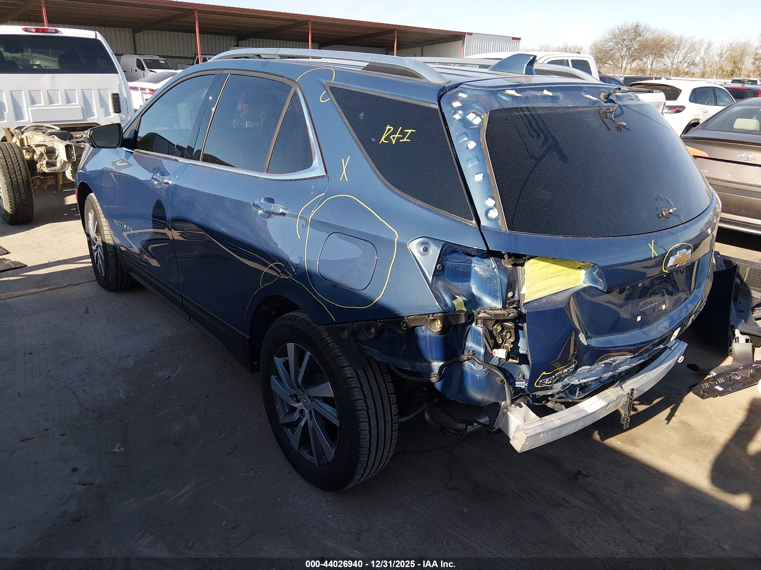 CHEVROLET EQUINOX image 3