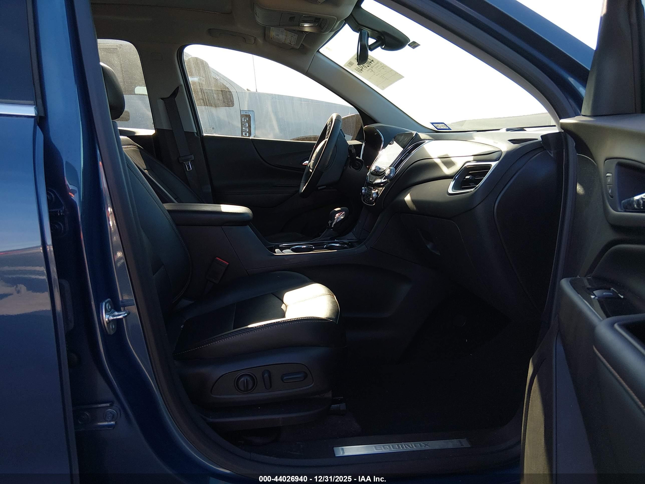 CHEVROLET EQUINOX image 5