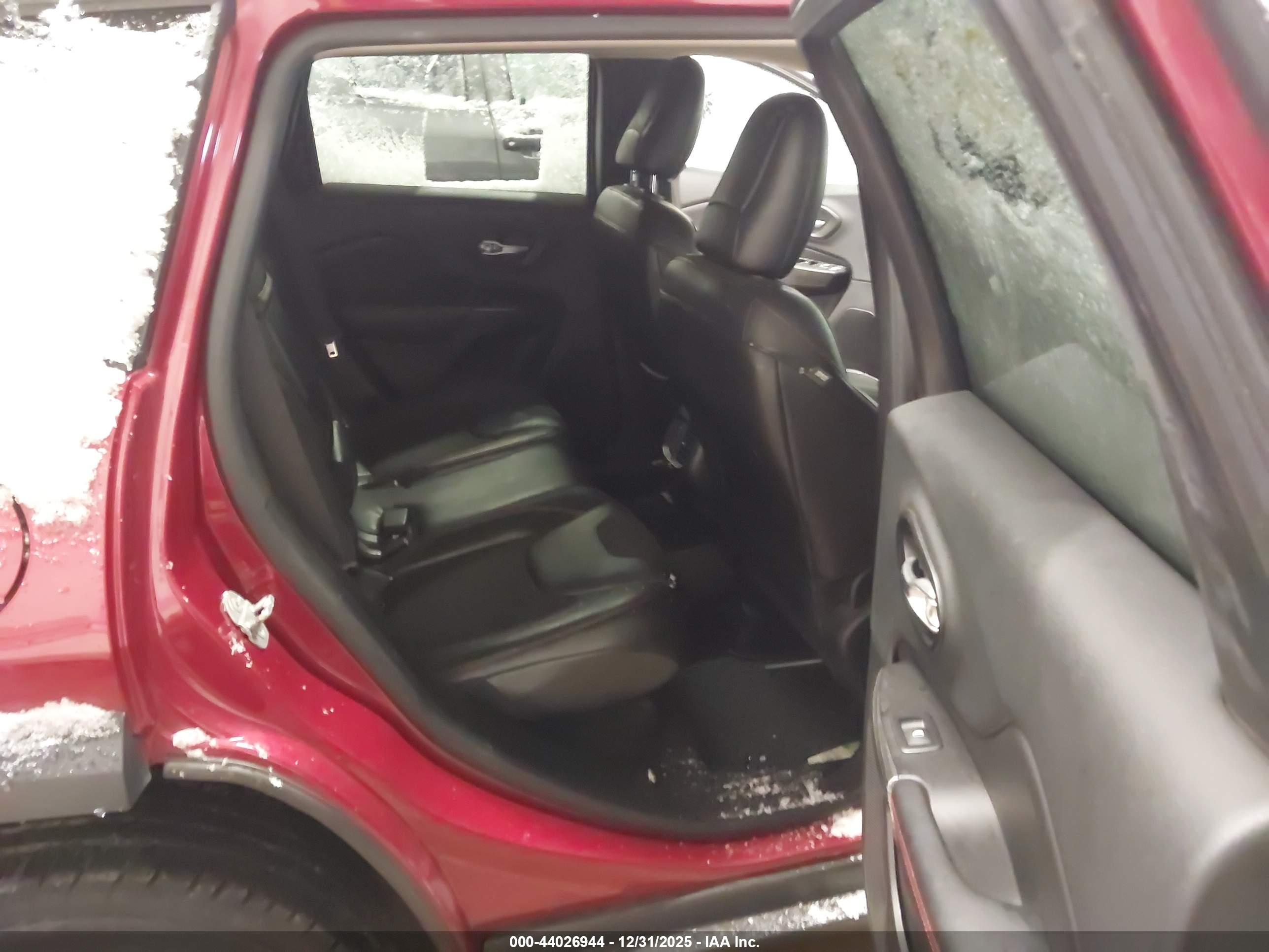 JEEP CHEROKEE image 8
