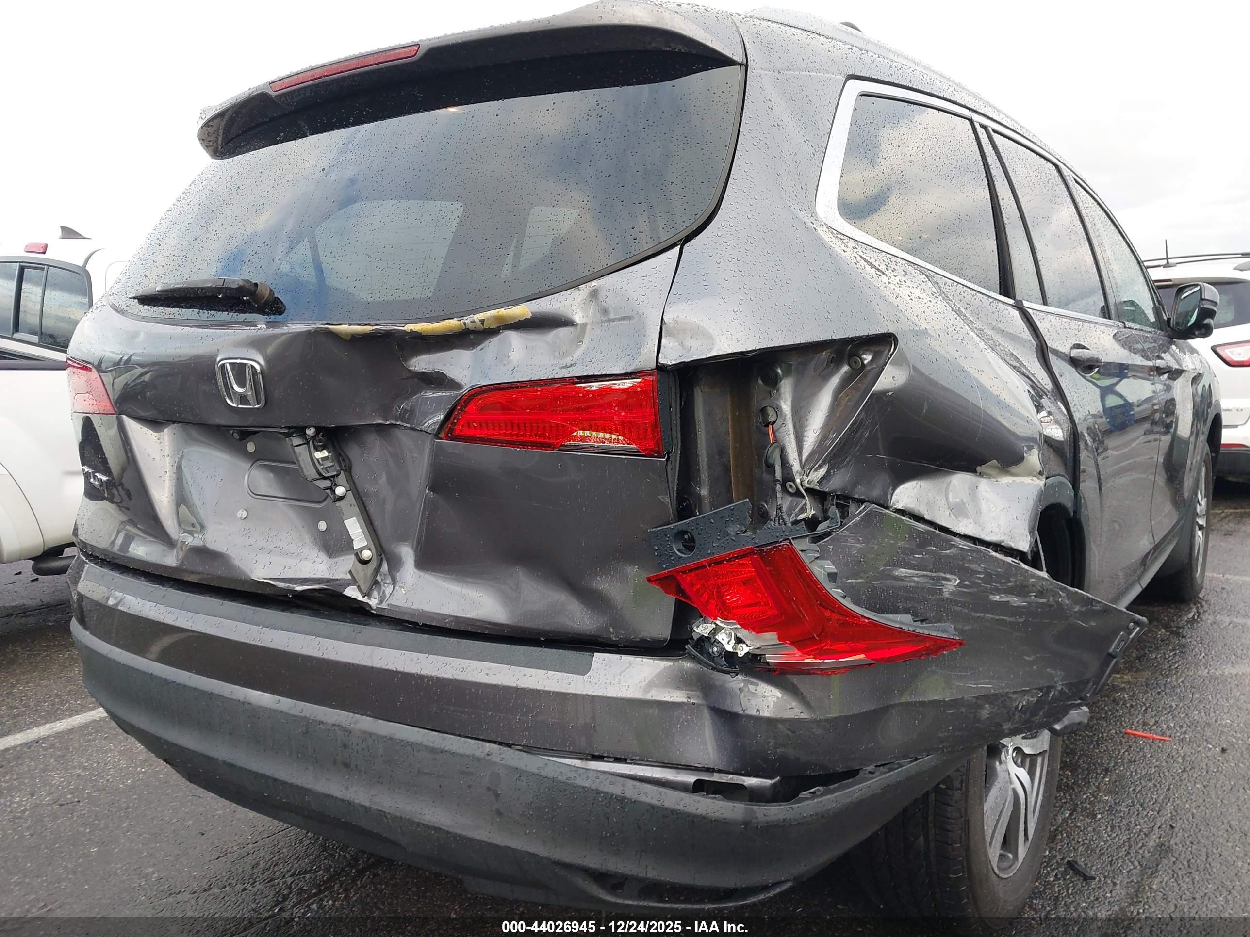 HONDA PILOT image 6