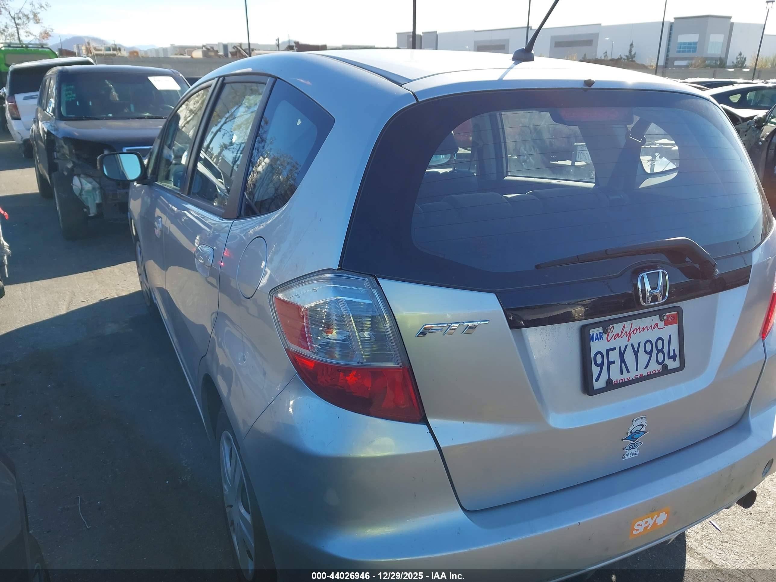 HONDA FIT image 3
