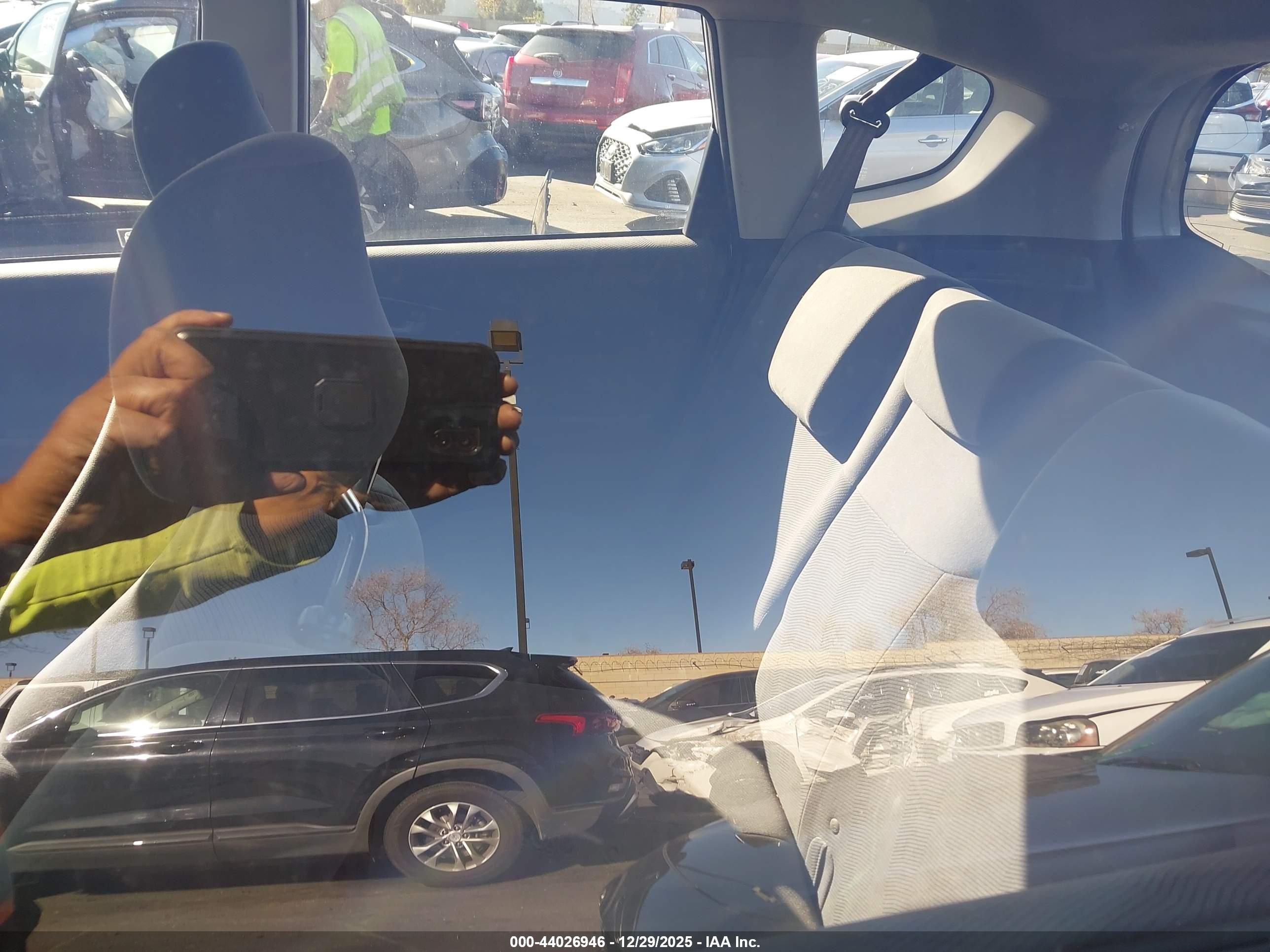 HONDA FIT image 8