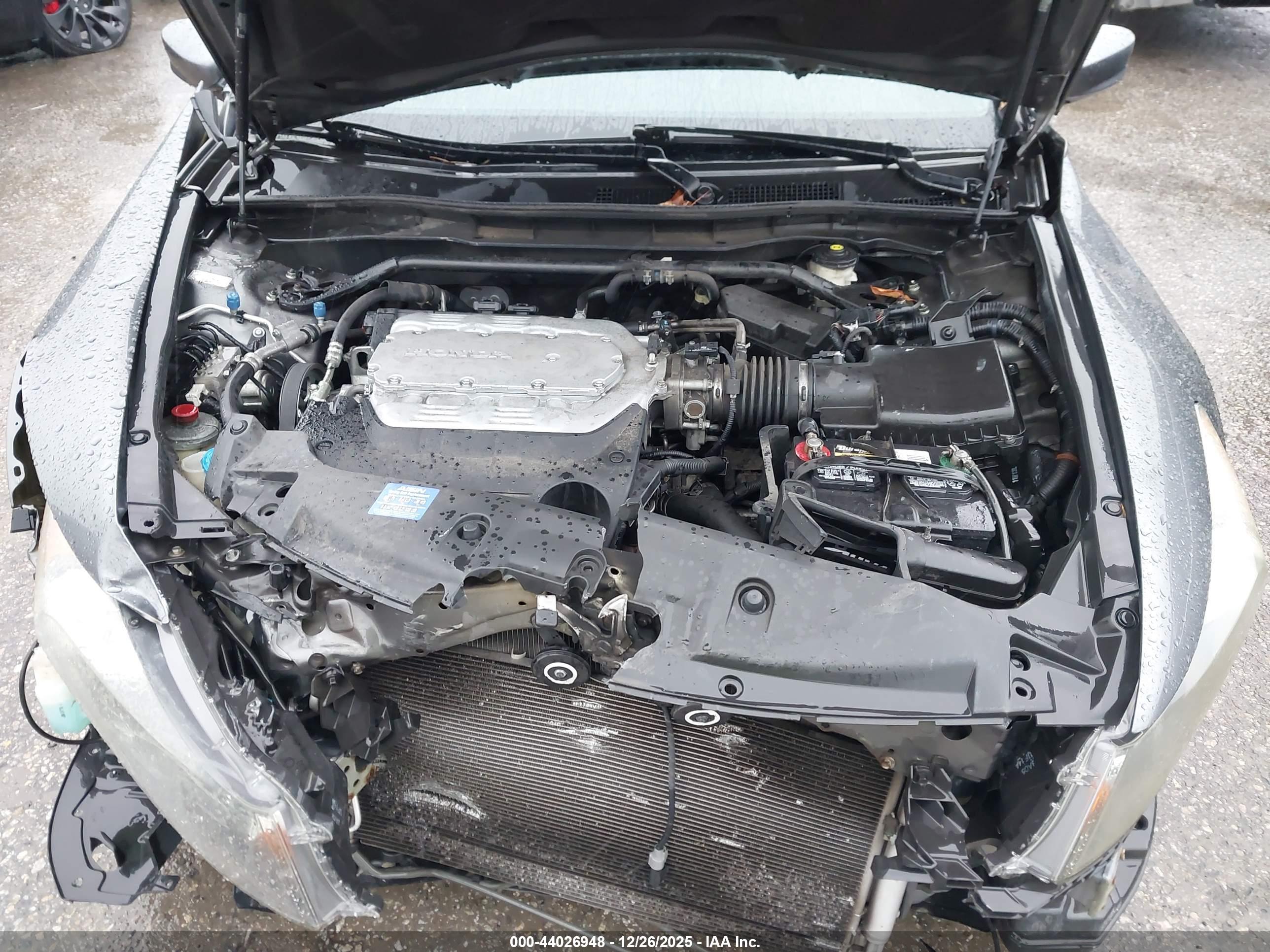 HONDA ACCORD image 10