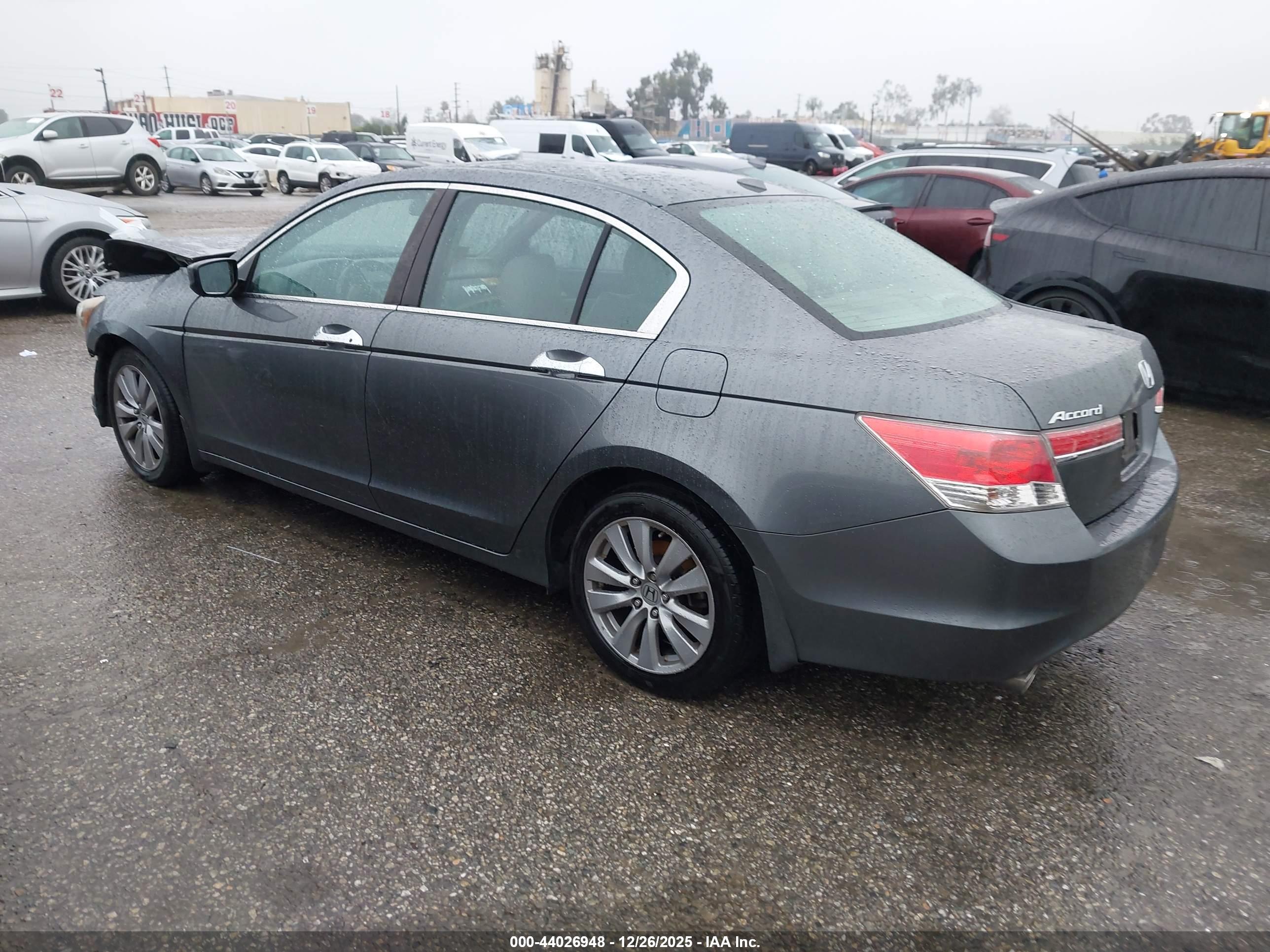 HONDA ACCORD image 3