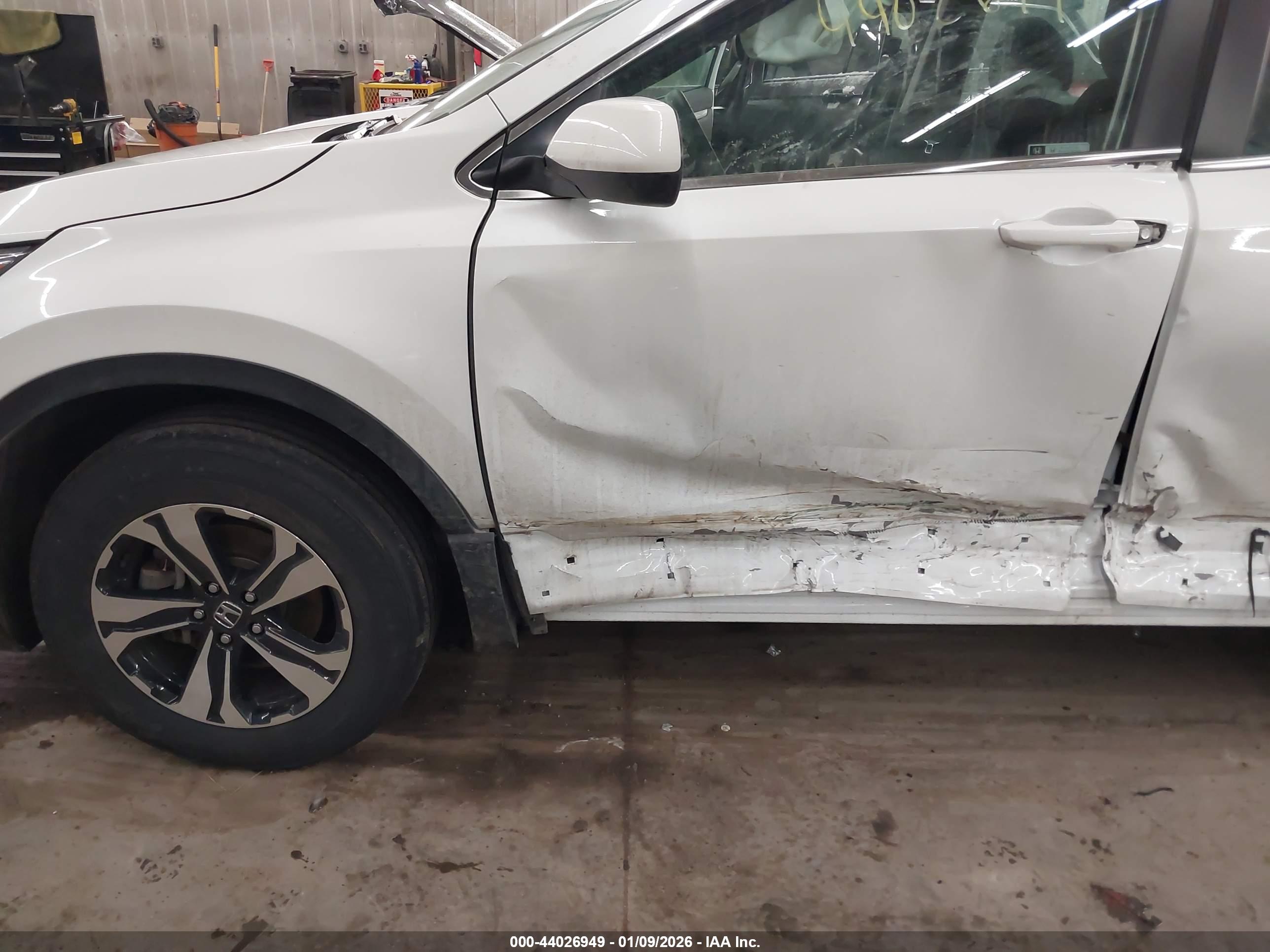 HONDA CR-V image 6