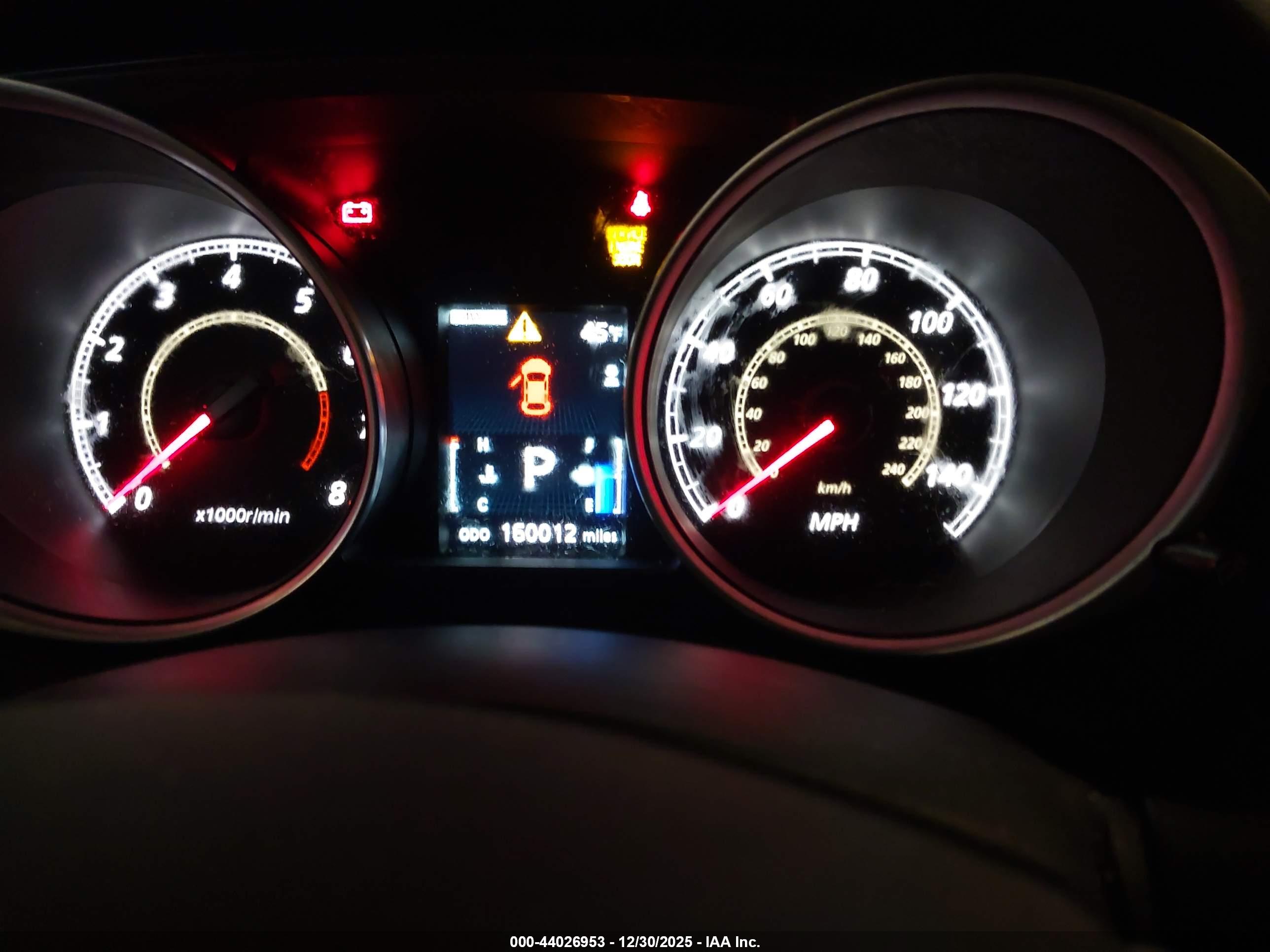 MITSUBISHI OUTLANDER image 7