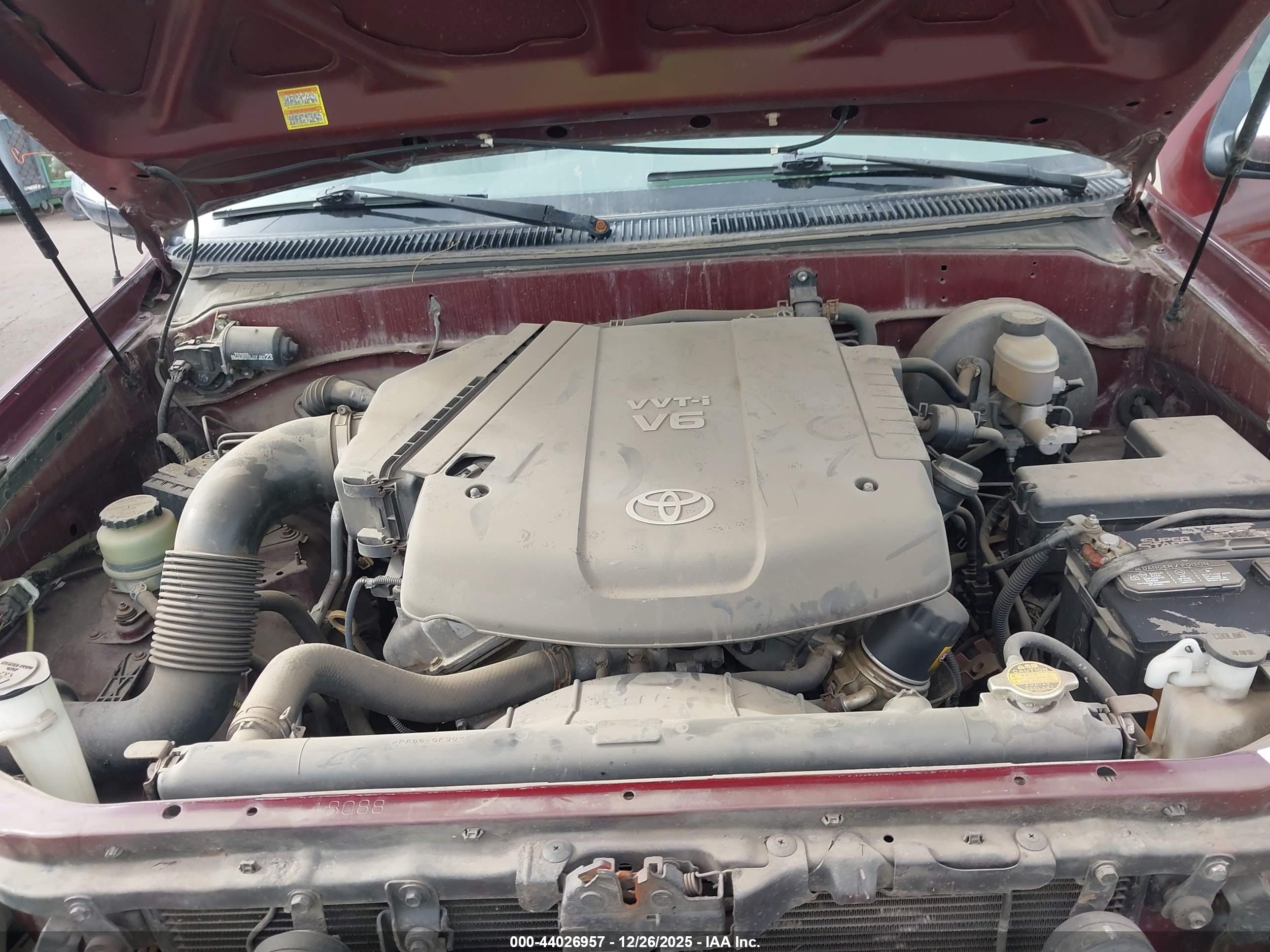 TOYOTA TUNDRA image 10