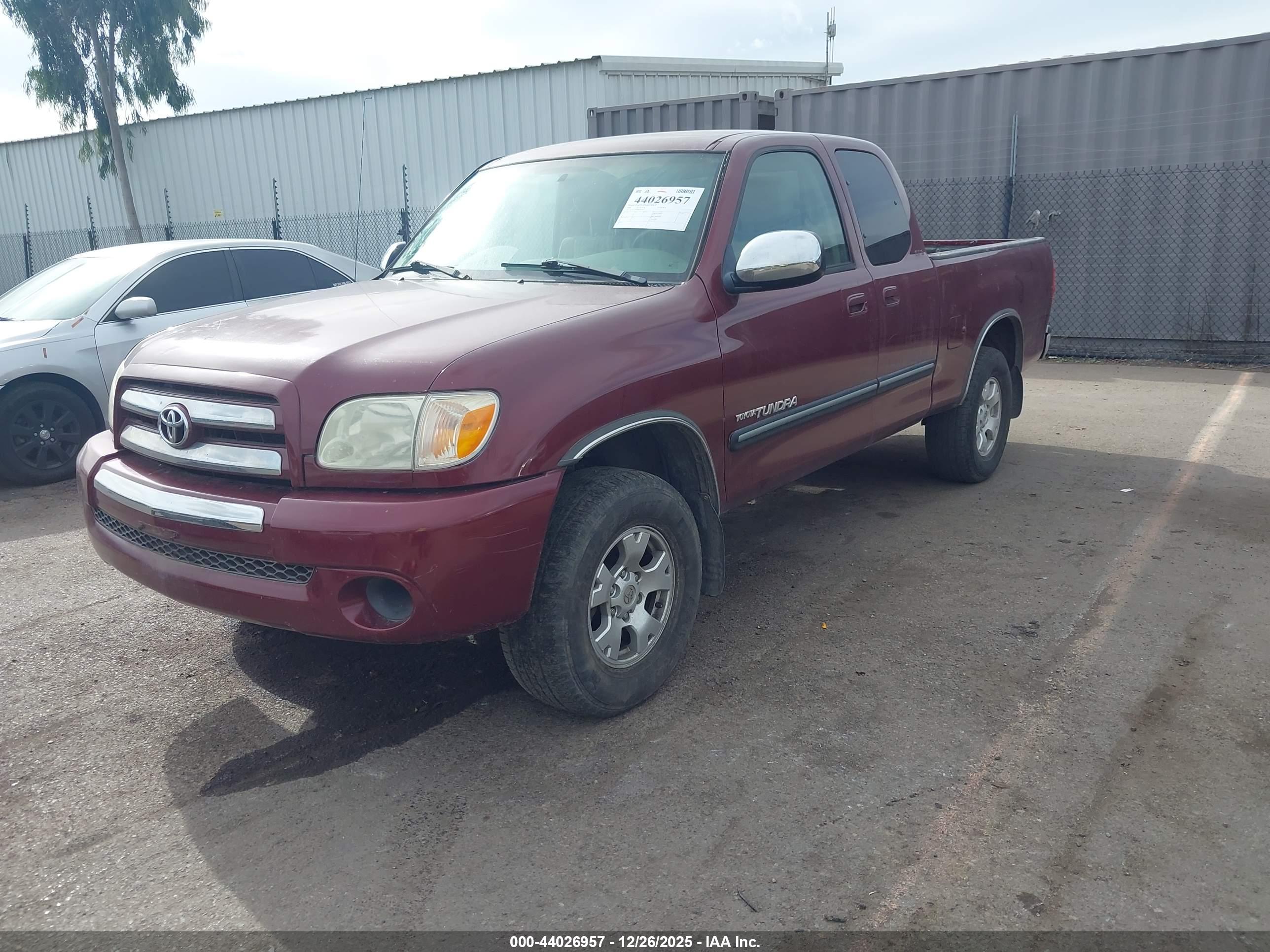 TOYOTA TUNDRA image 2
