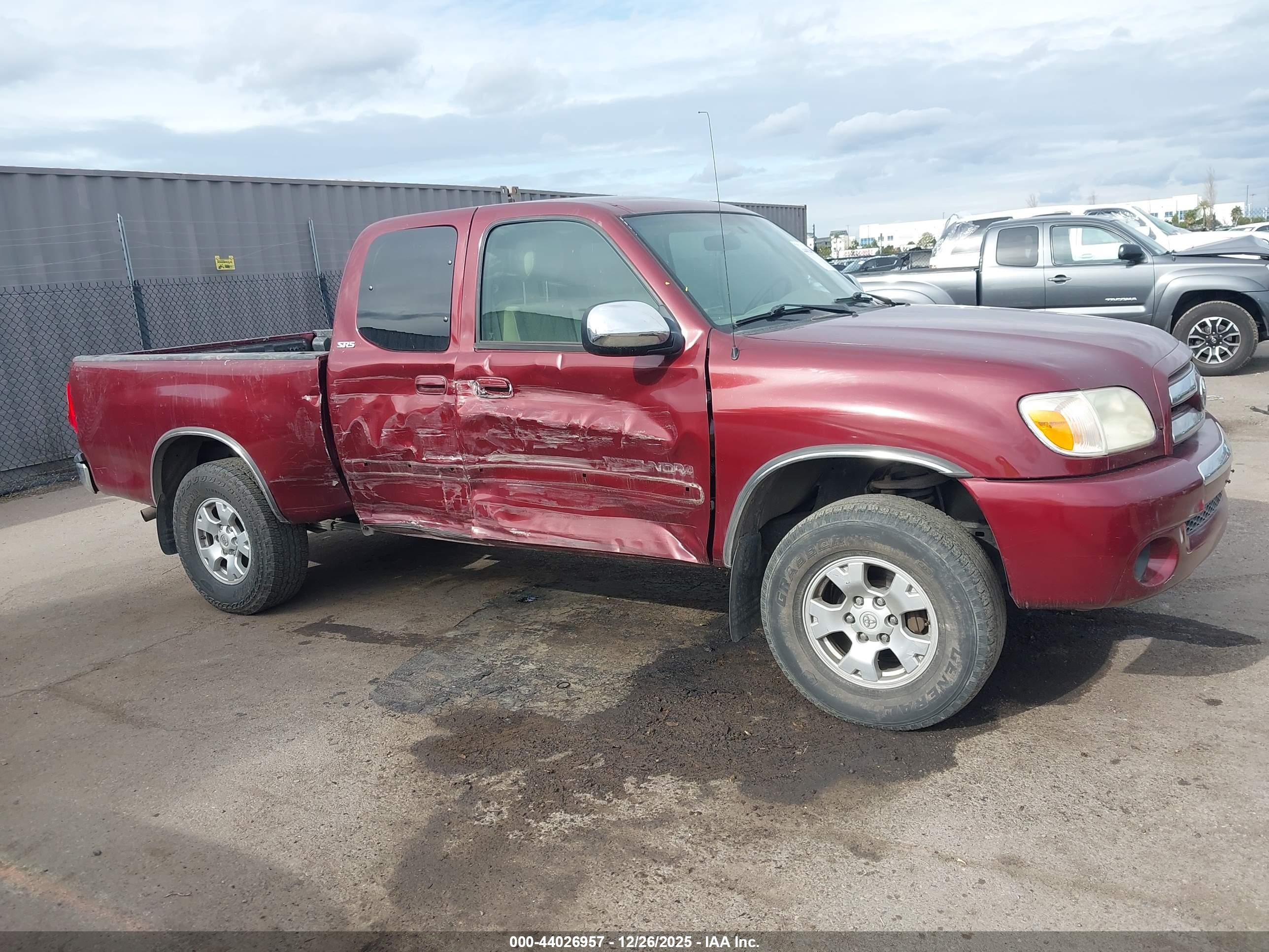 TOYOTA TUNDRA image 6