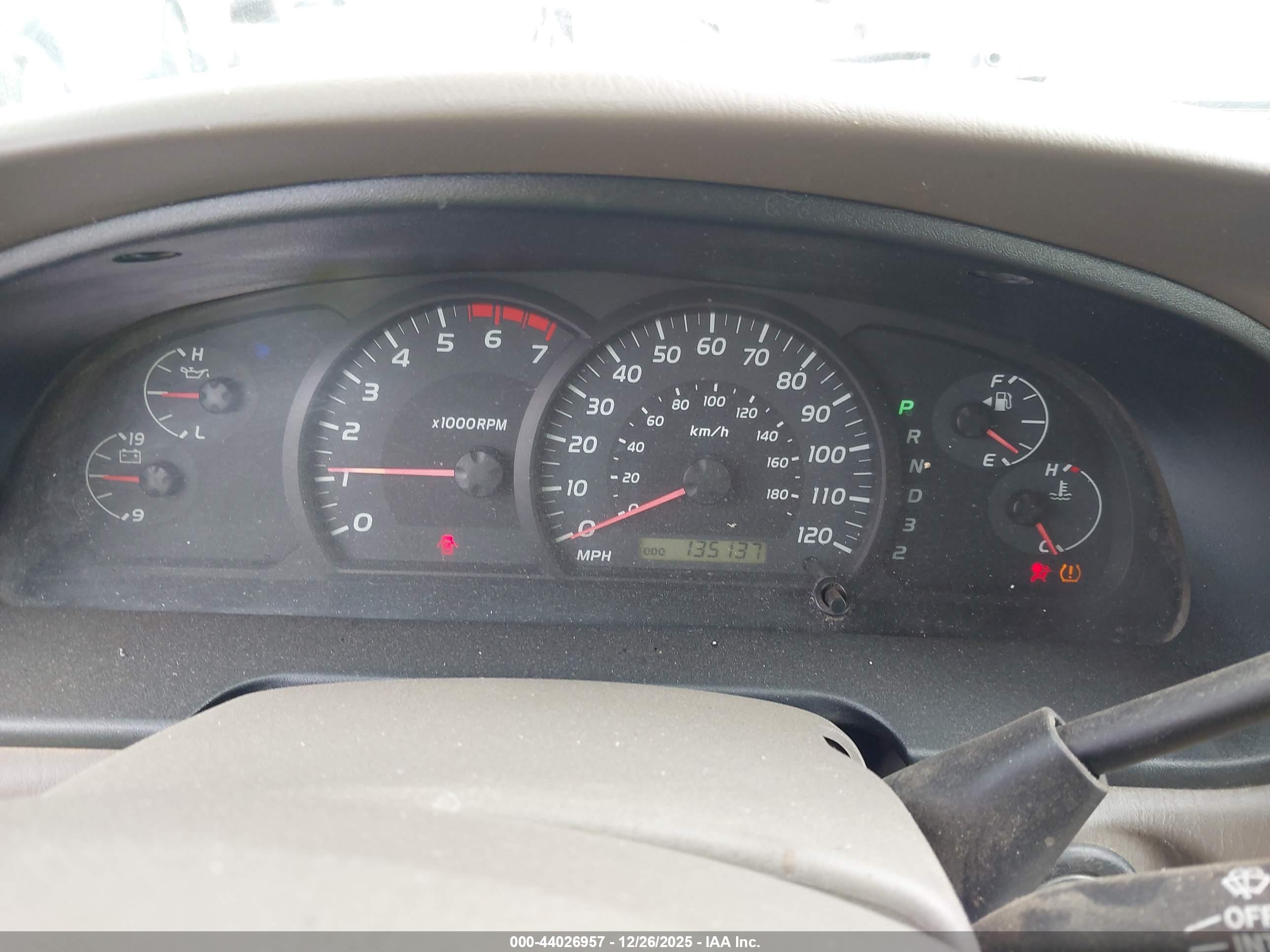 TOYOTA TUNDRA image 7