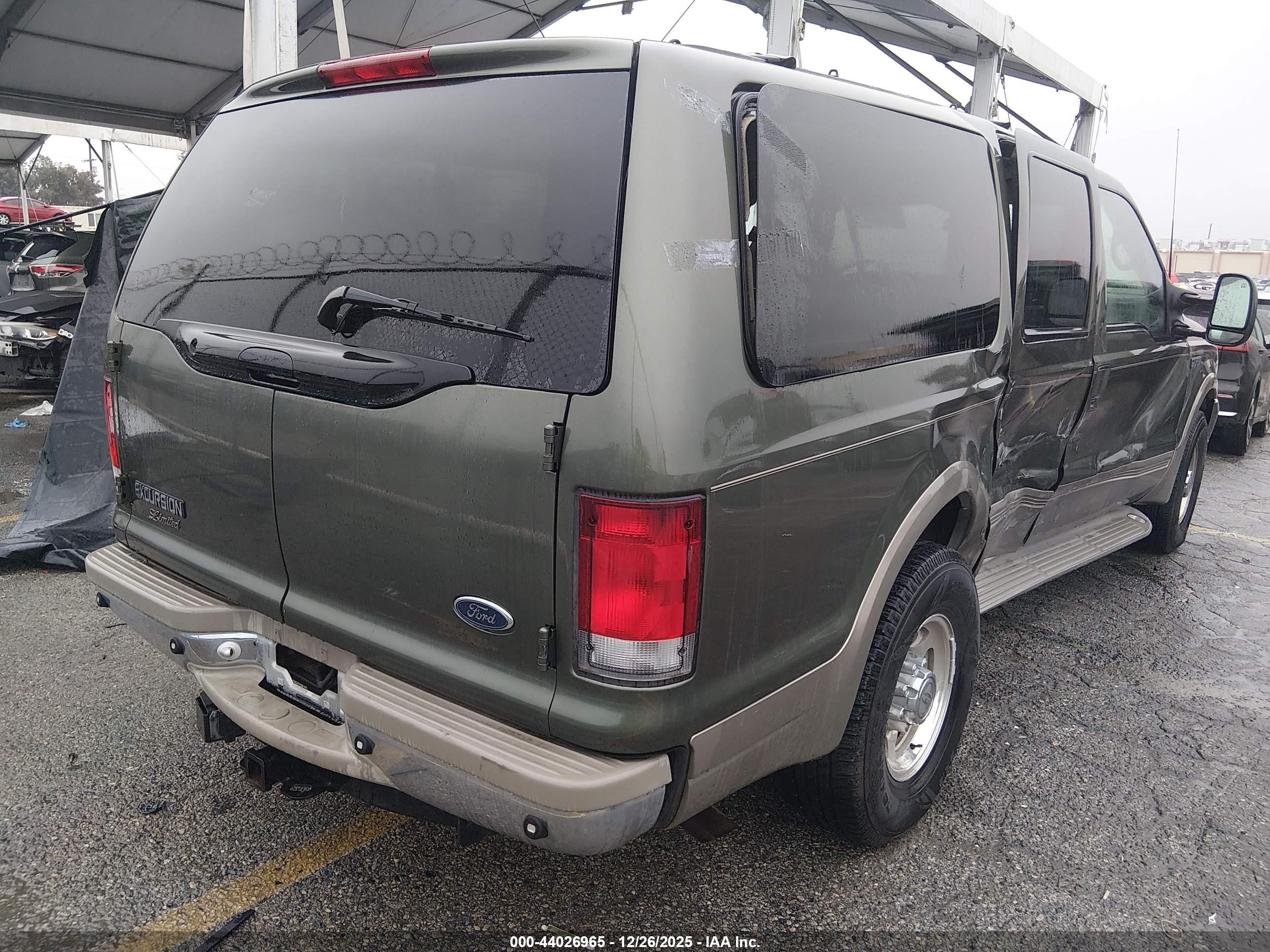 FORD EXCURSION image 4