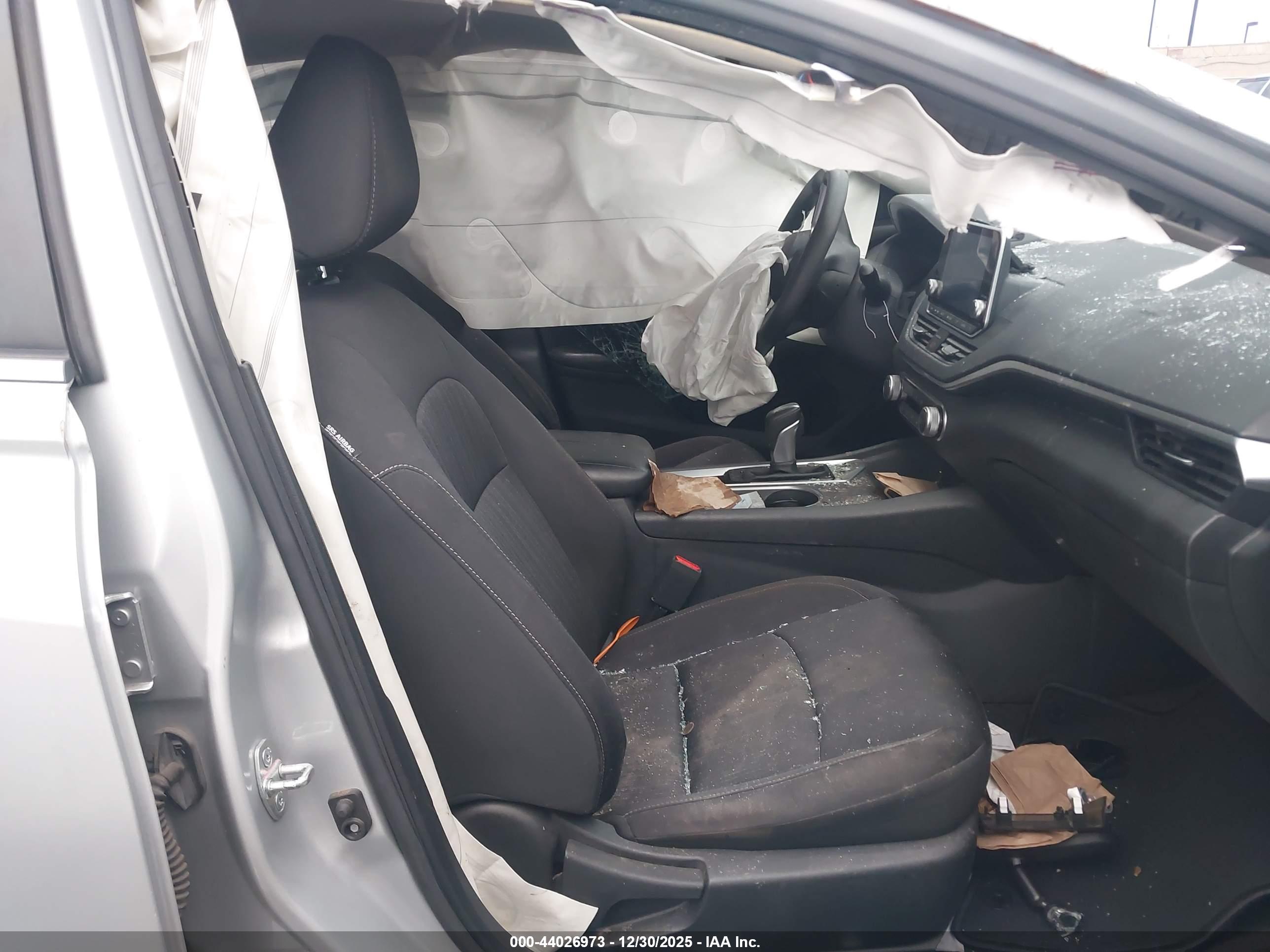 NISSAN ALTIMA image 5