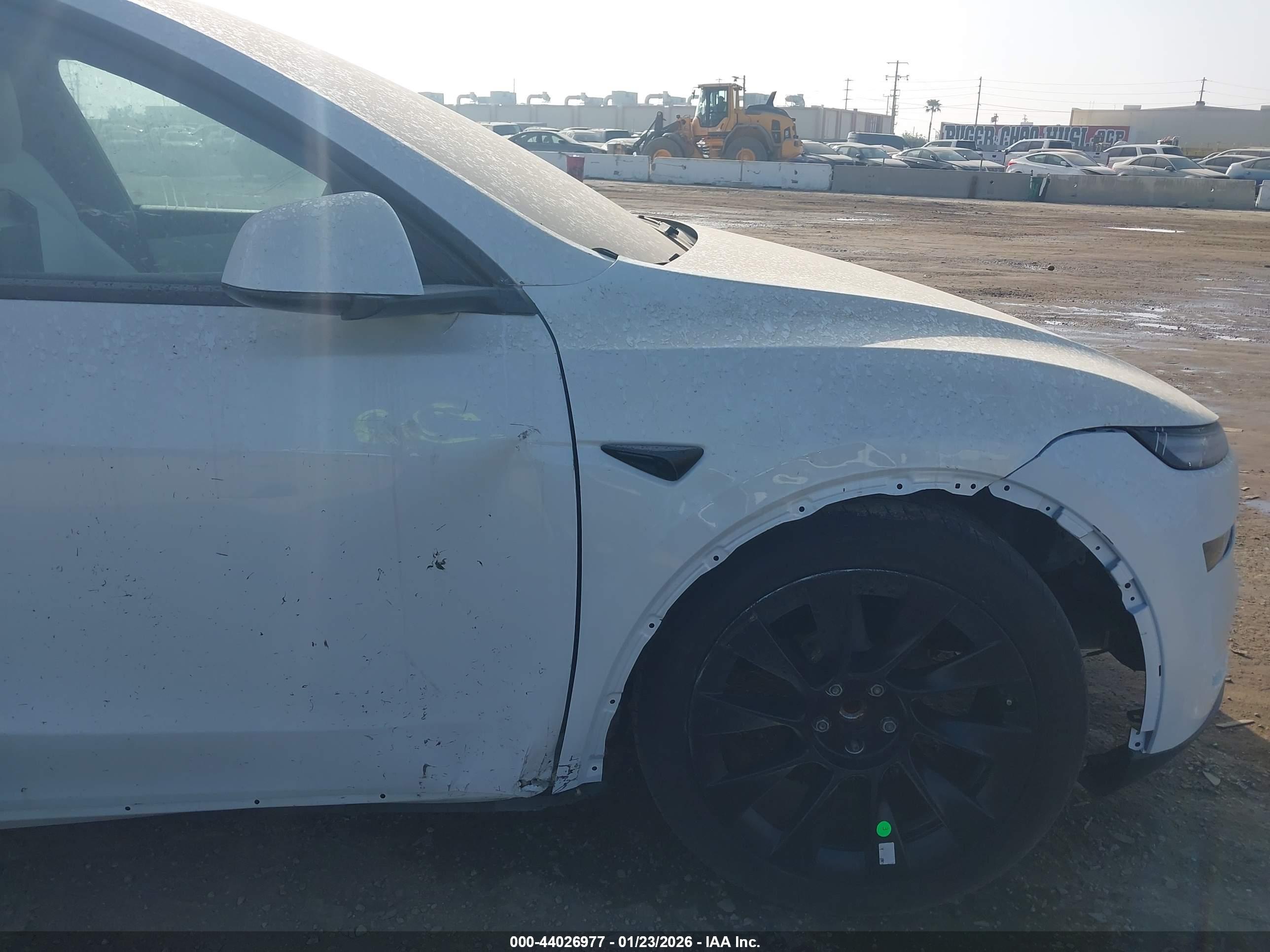 TESLA MODEL image 6