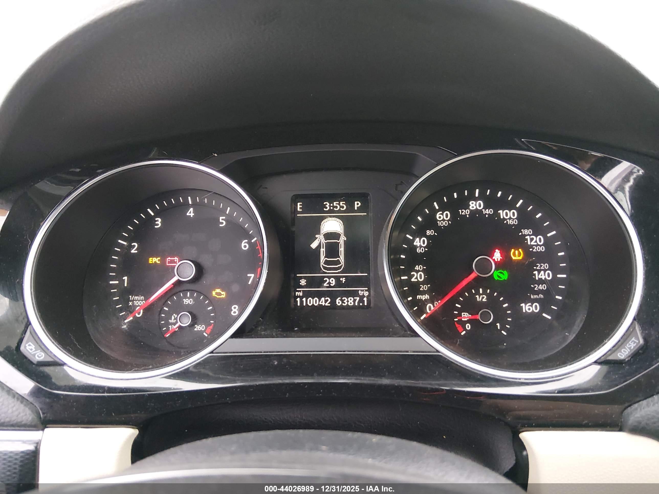 VOLKSWAGEN JETTA image 7