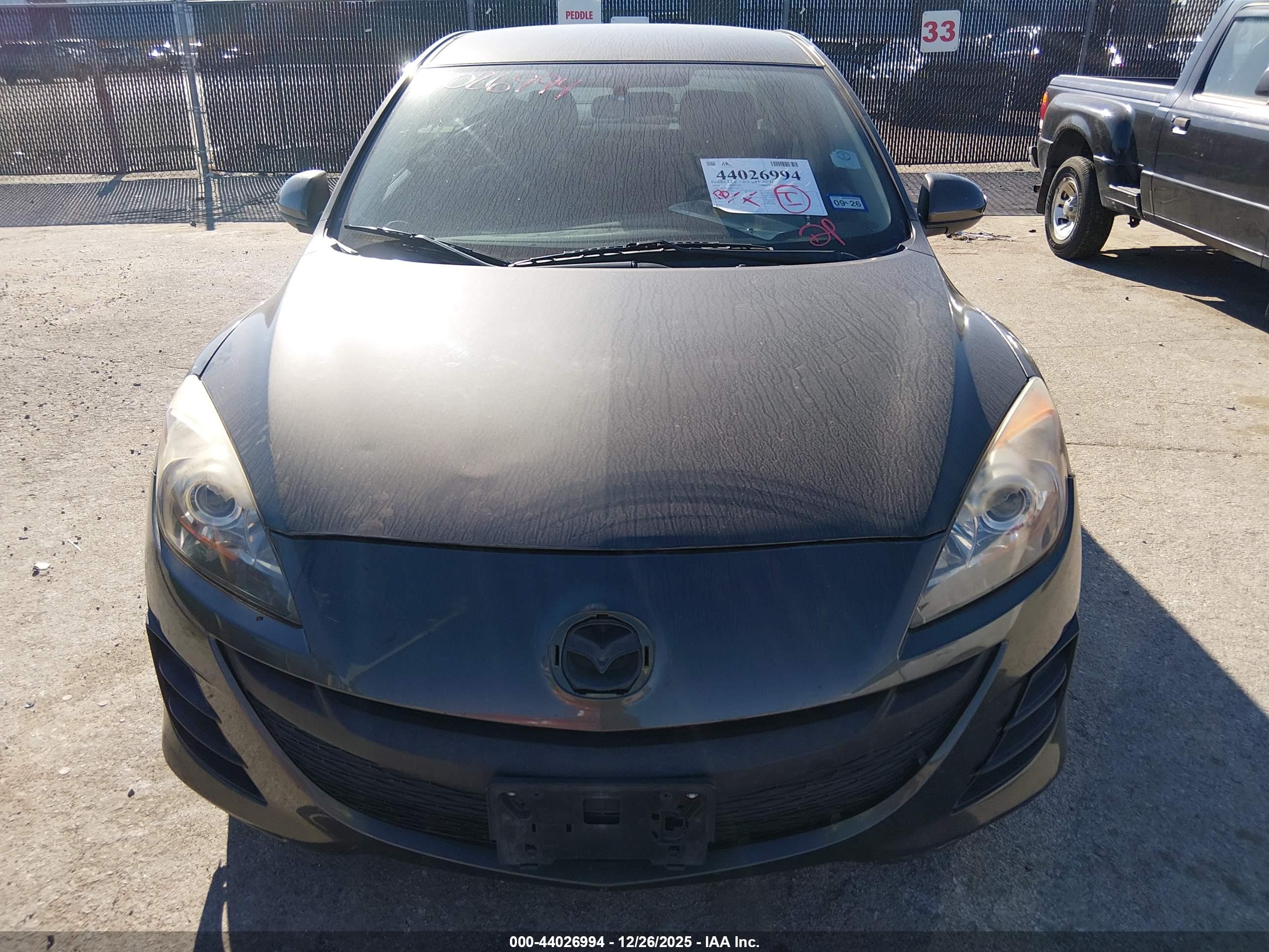 MAZDA MAZDA3 image 6