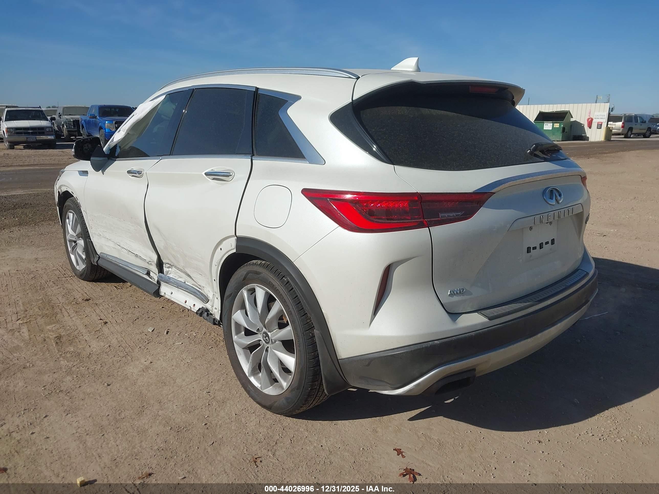 INFINITI QX50 image 3