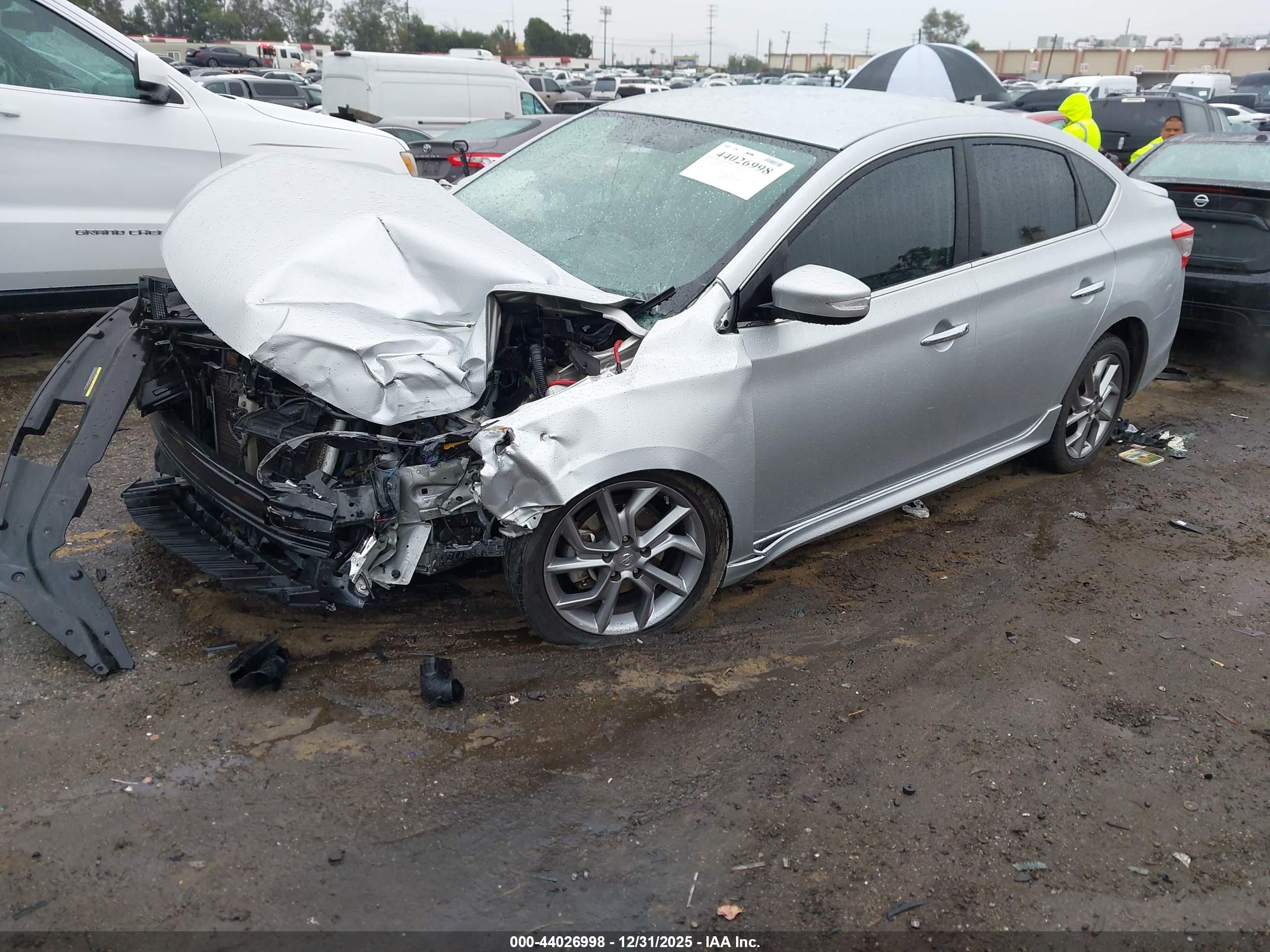 NISSAN SENTRA image 2