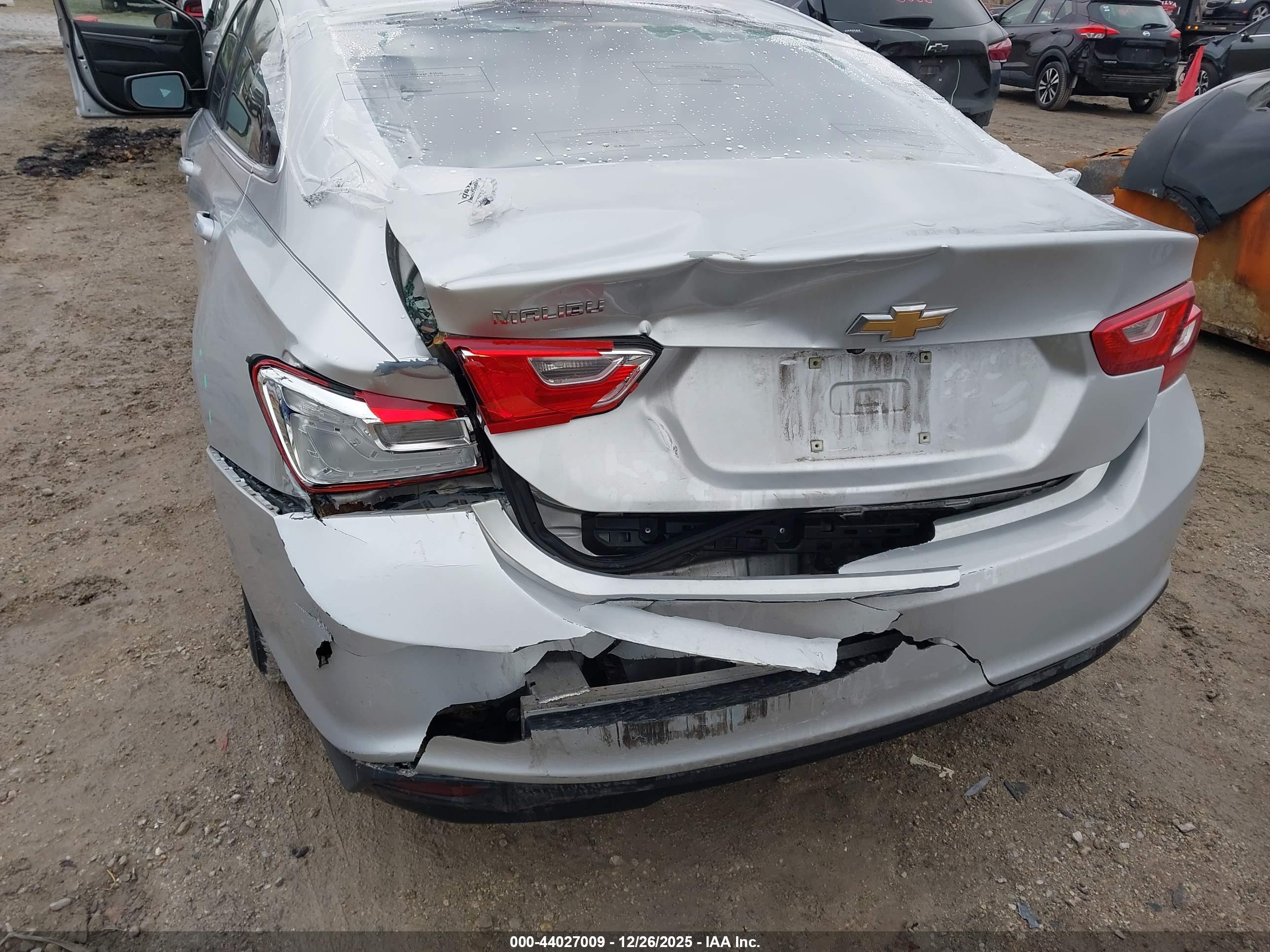 CHEVROLET MALIBU image 6