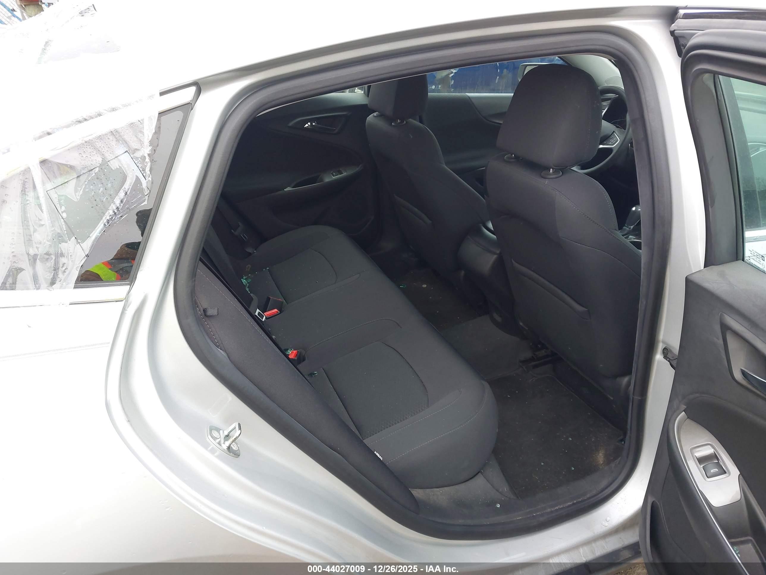 CHEVROLET MALIBU image 8