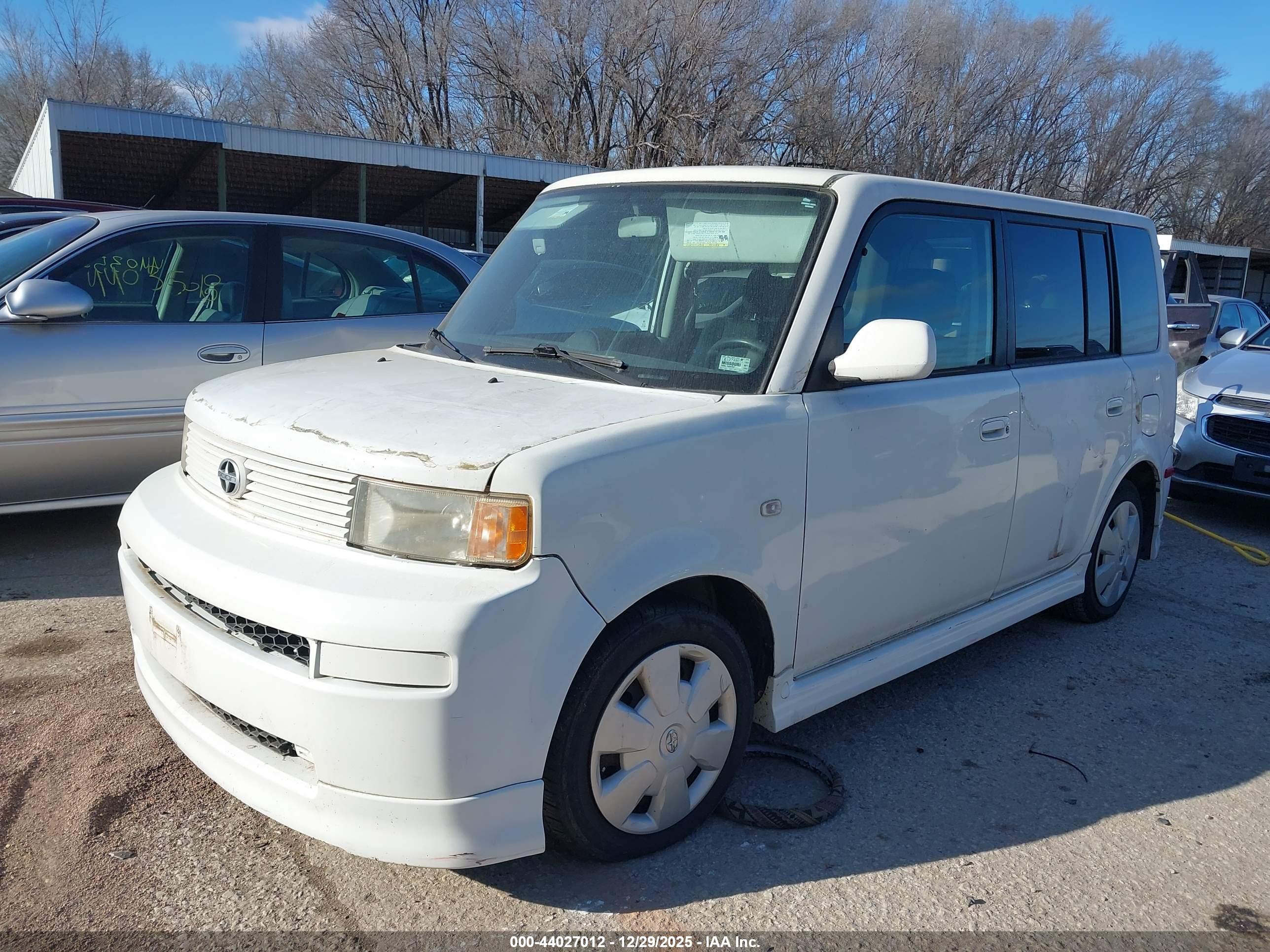 SCION XB image 2