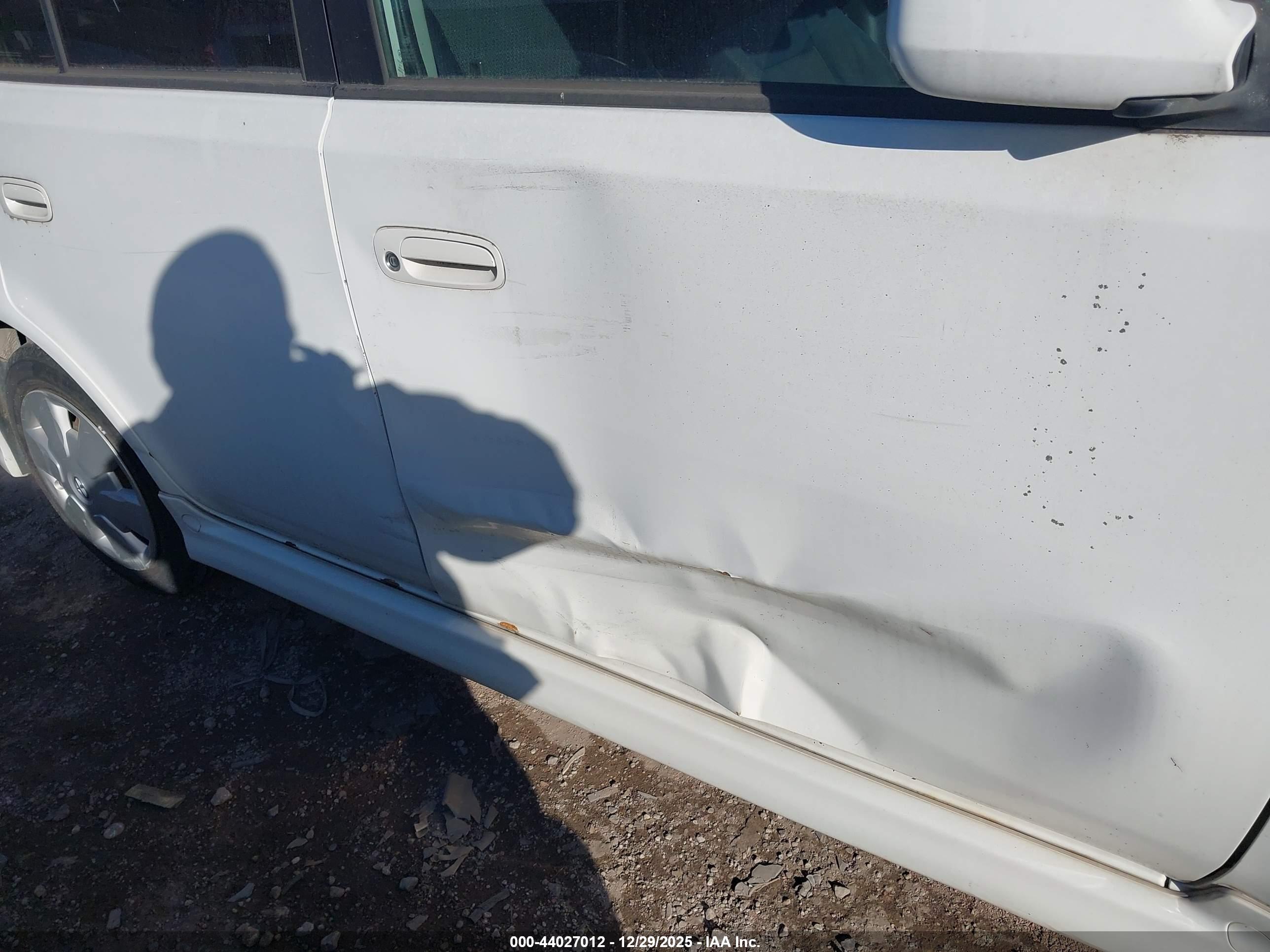 SCION XB image 6