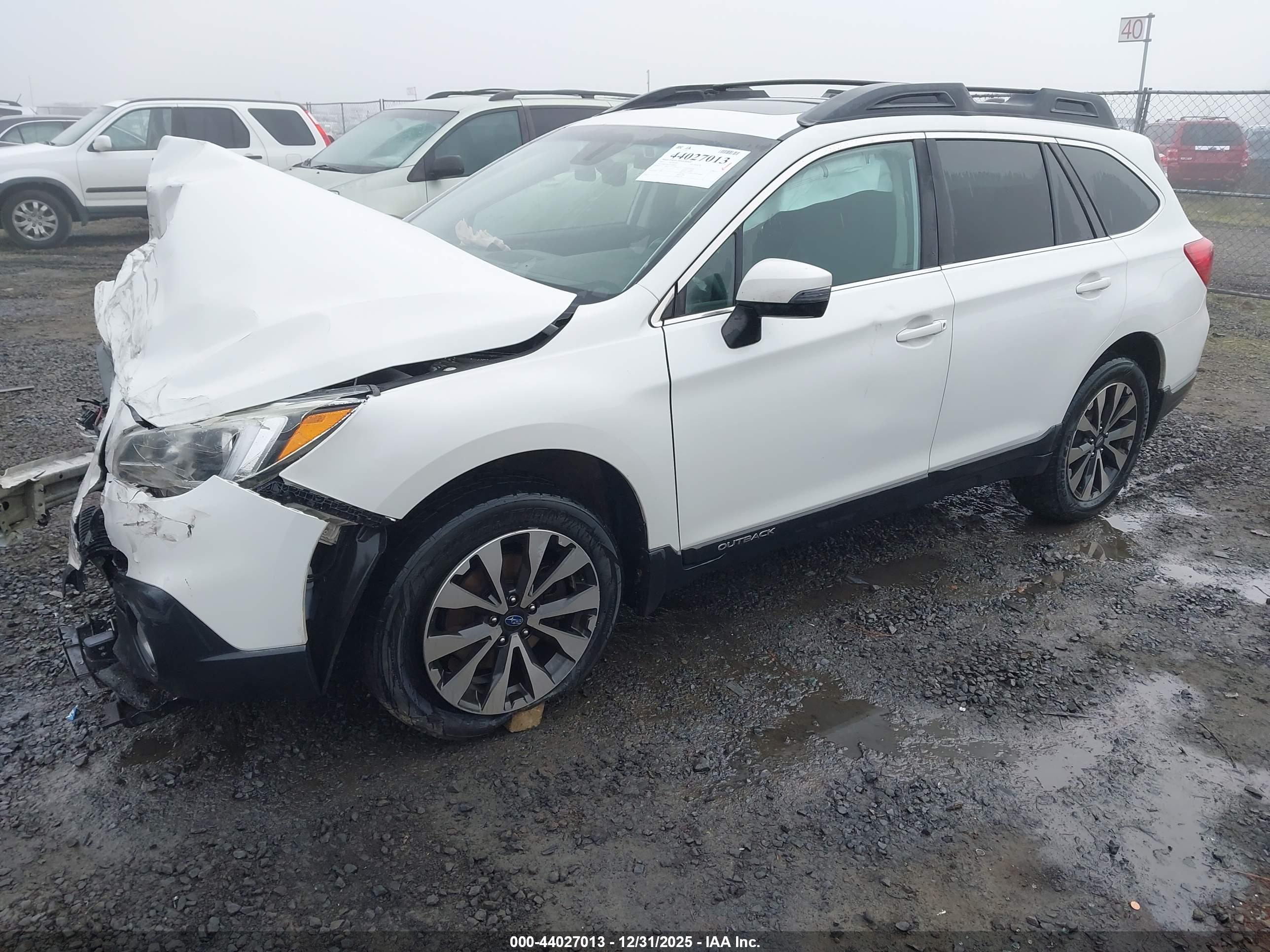 SUBARU OUTBACK image 2