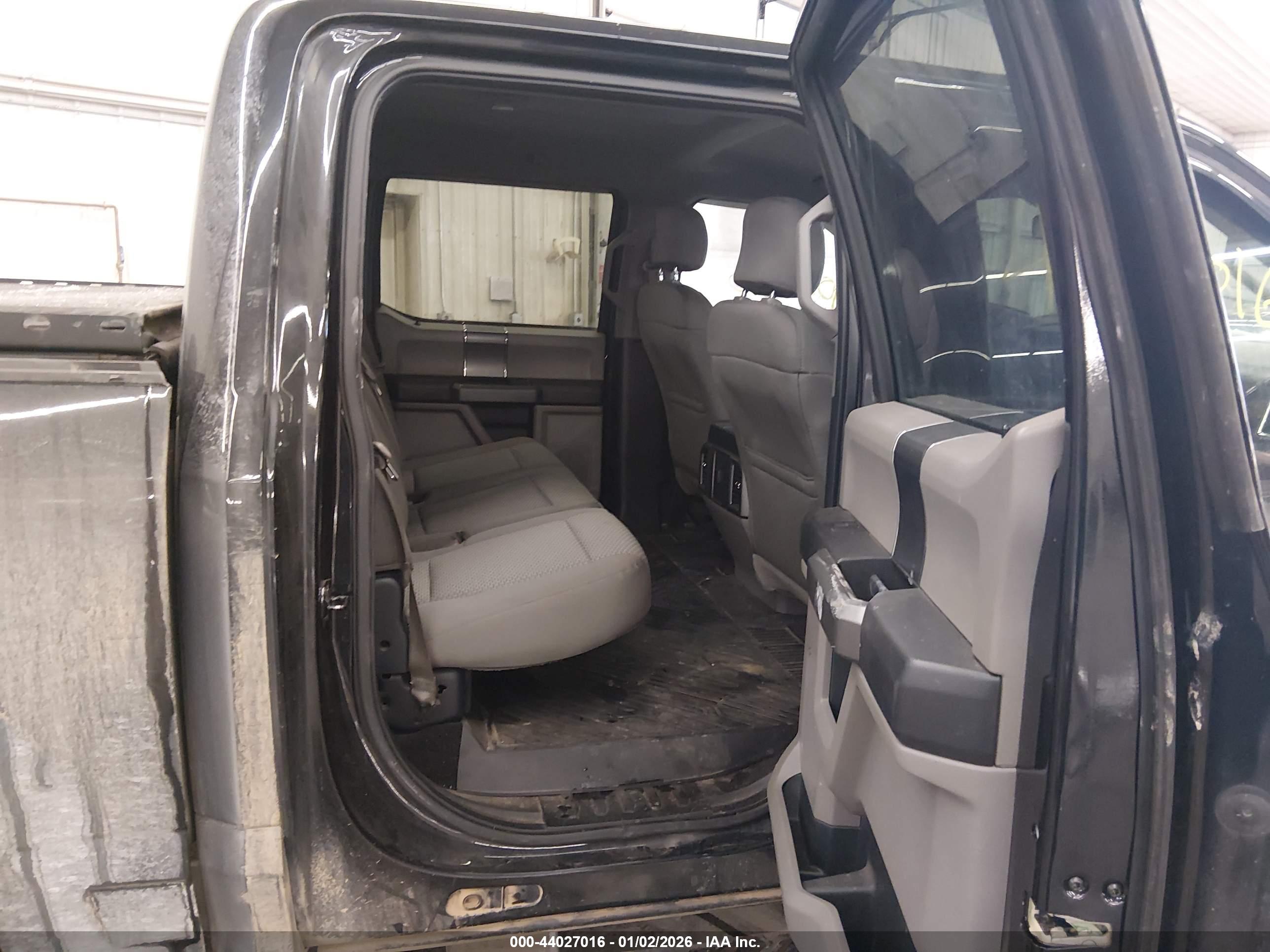 FORD F-150 image 8