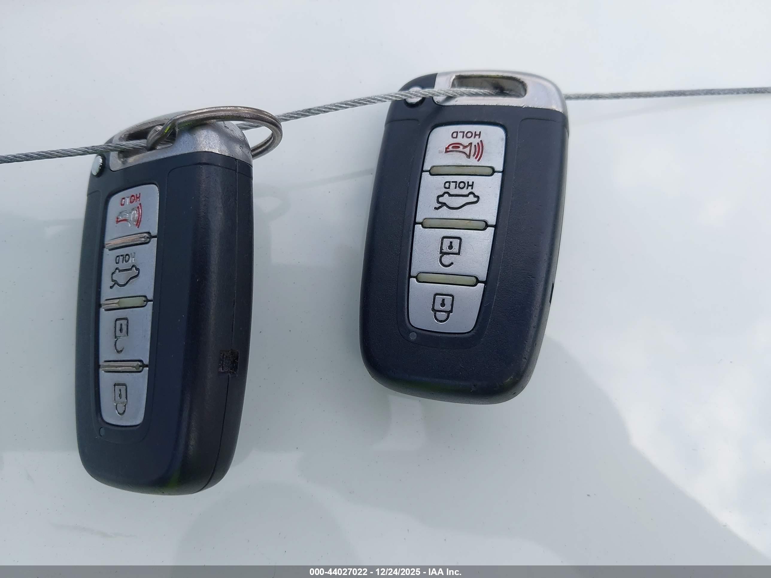 HYUNDAI SONATA image 11