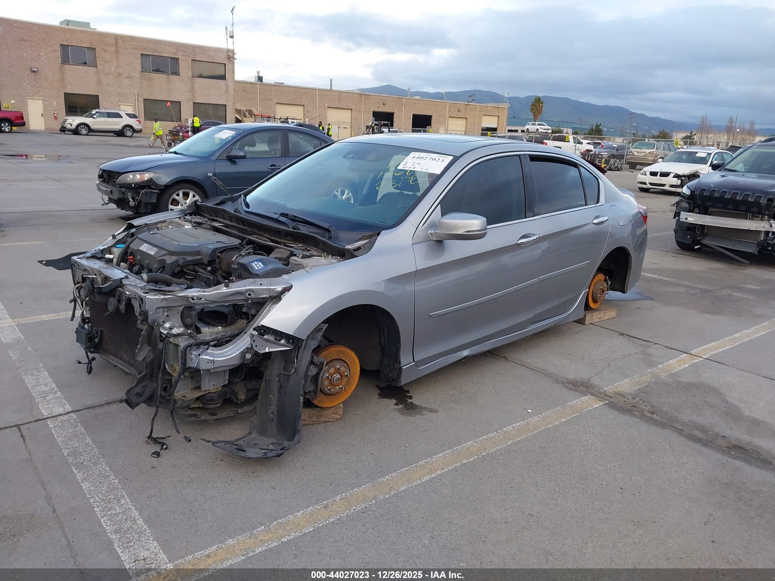 HONDA ACCORD image 2